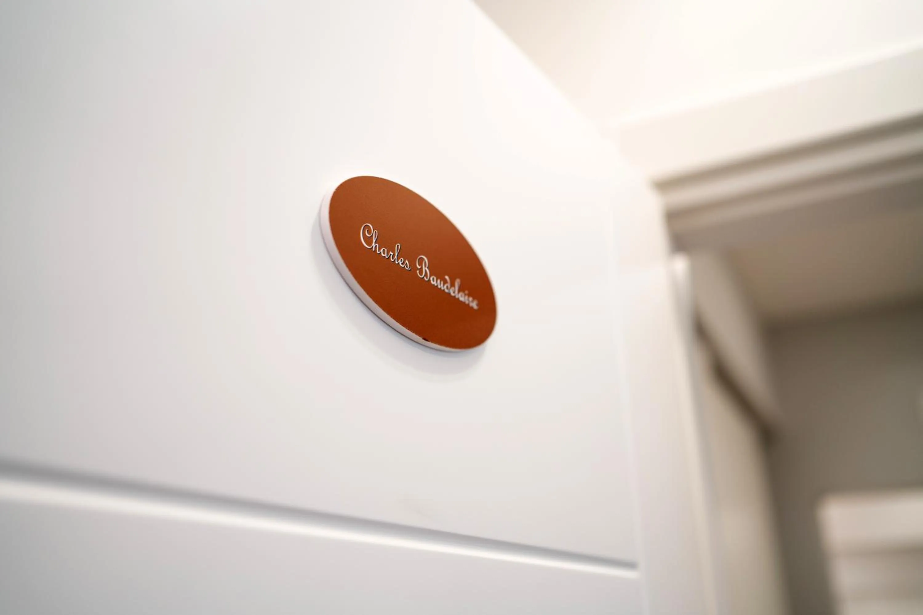 Property logo or sign in L' Angolo dei poeti - Bed and Breakfast