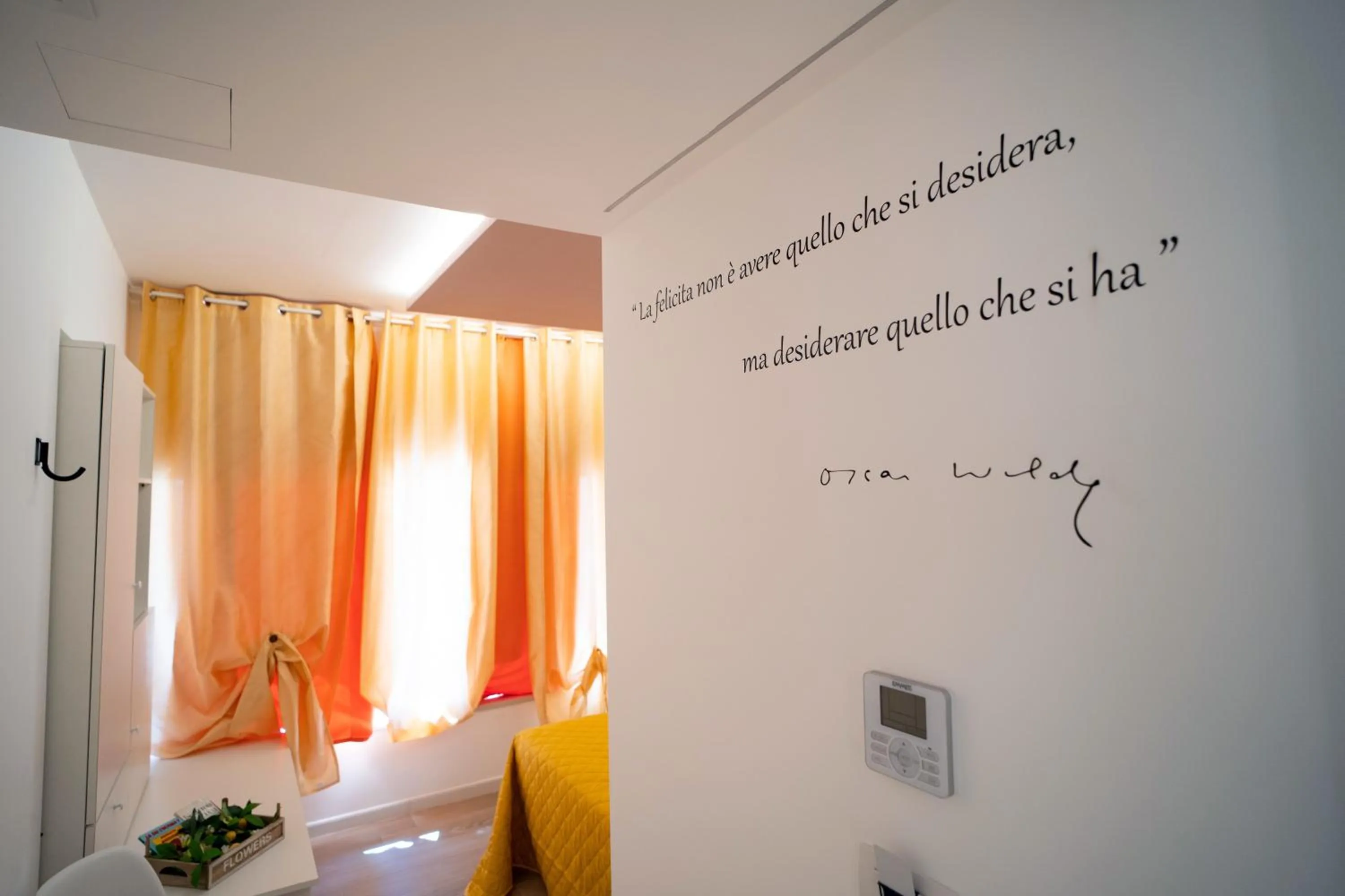 Bedroom, Bed in L' Angolo dei poeti - Bed and Breakfast