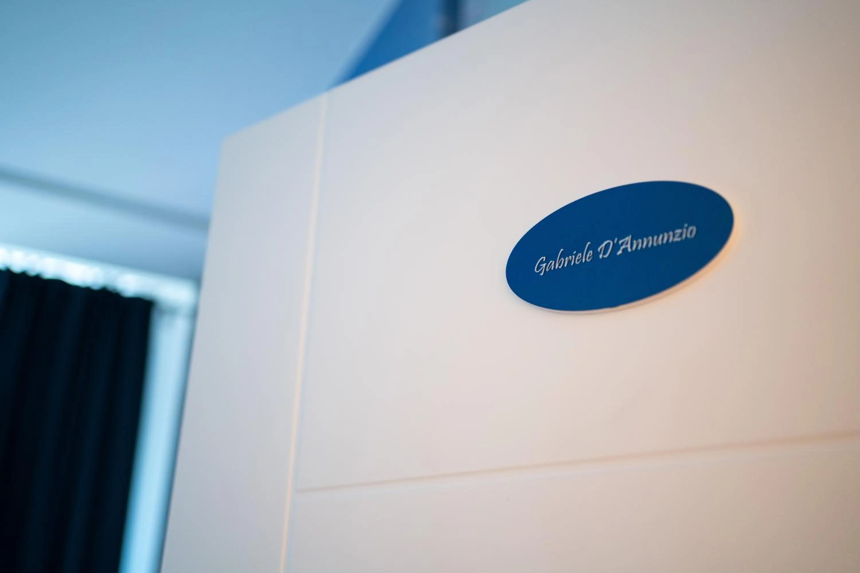 Property logo or sign in L' Angolo dei poeti - Bed and Breakfast