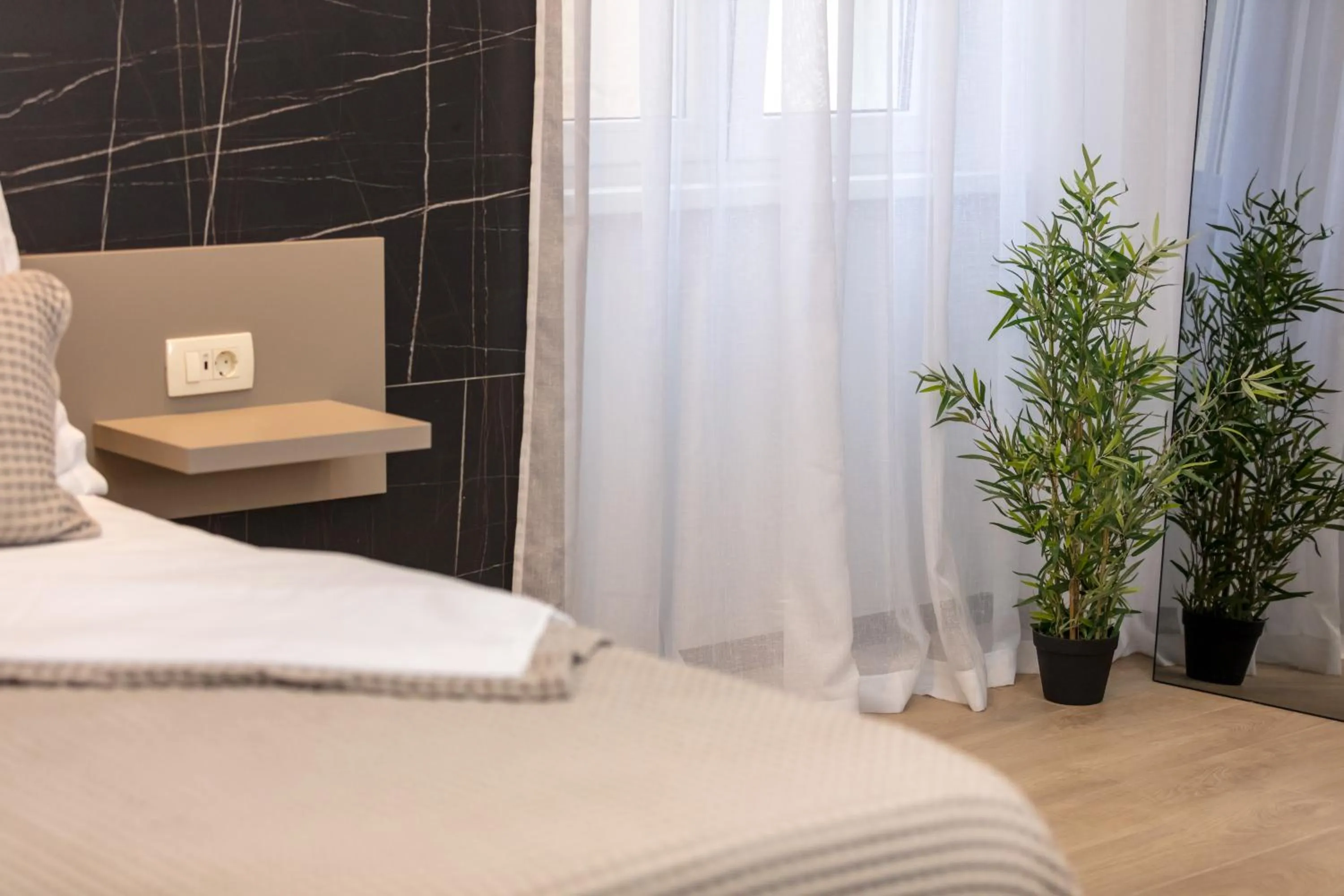 Bedroom, Bed in Aborda Rooms