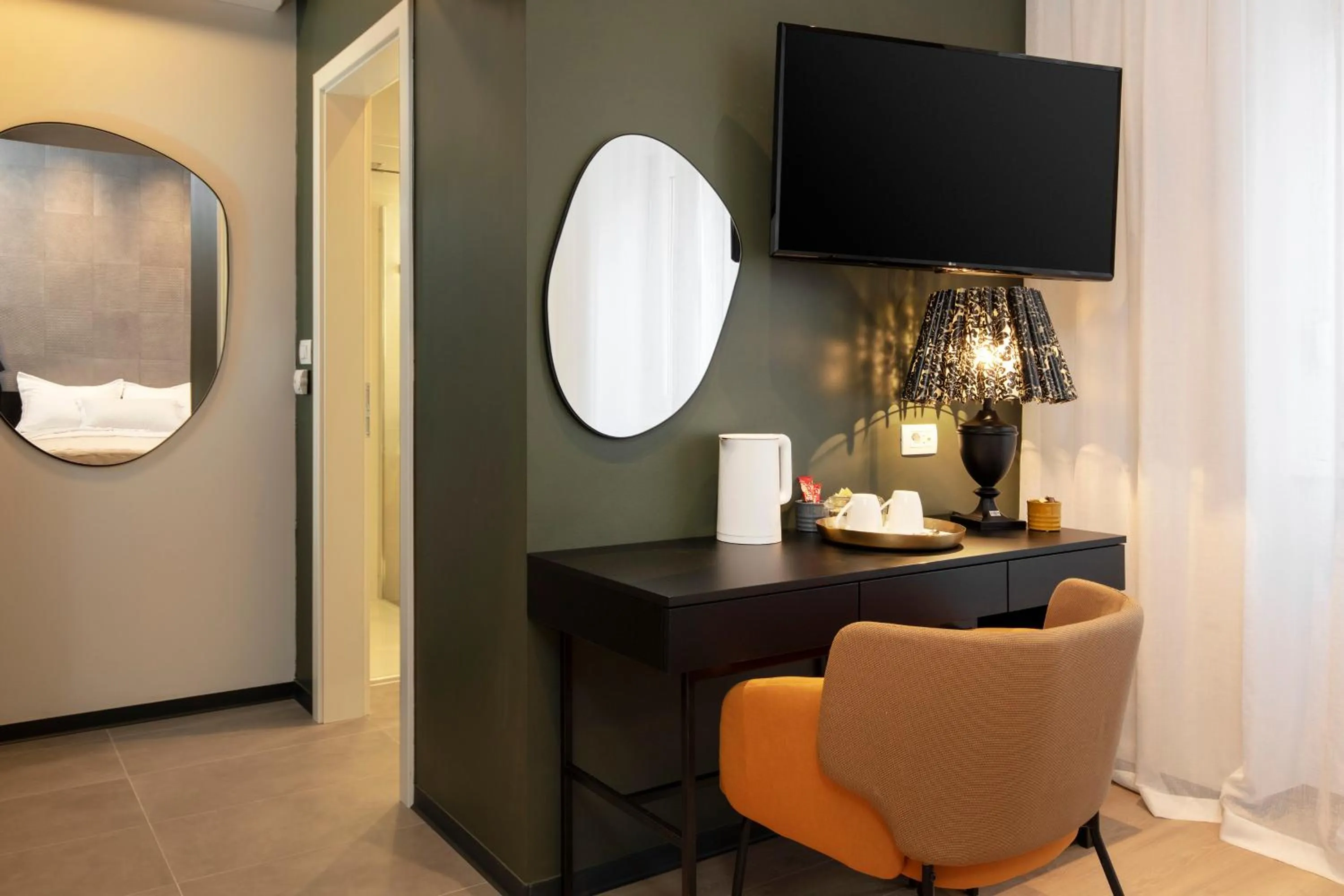 Seating area in Aborda Rooms