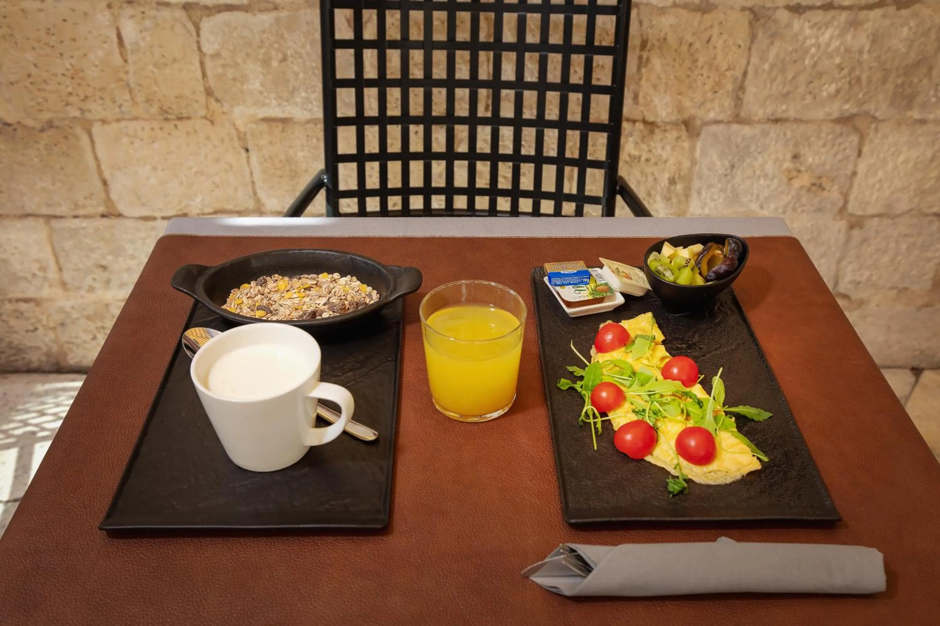 Breakfast in Aborda Rooms