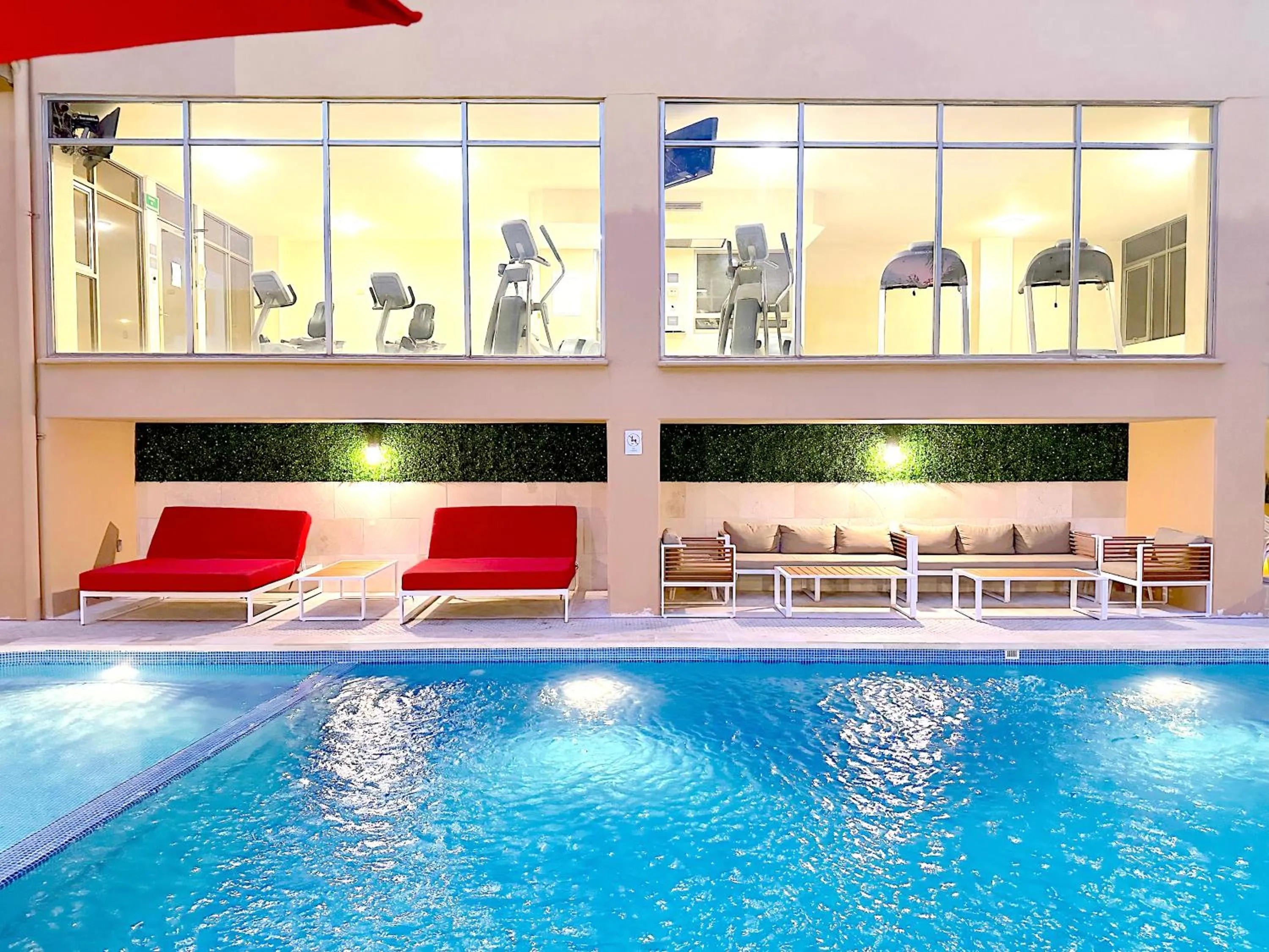 Swimming pool in Topacio7 Residencial