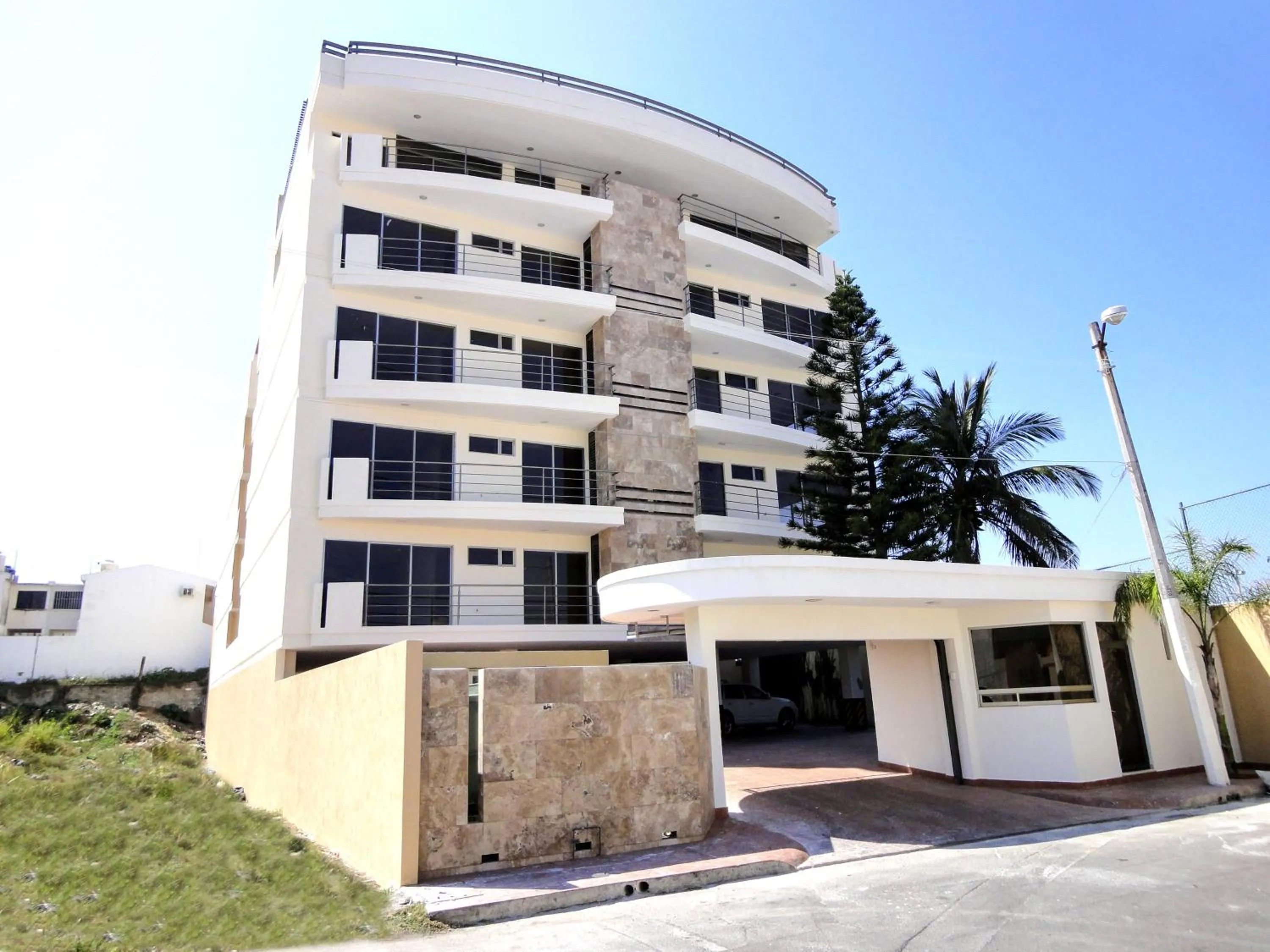 Property building in Topacio7 Residencial