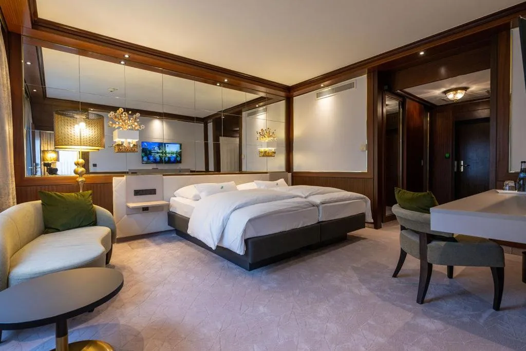 Bed in Insel-Hotel Heilbronn