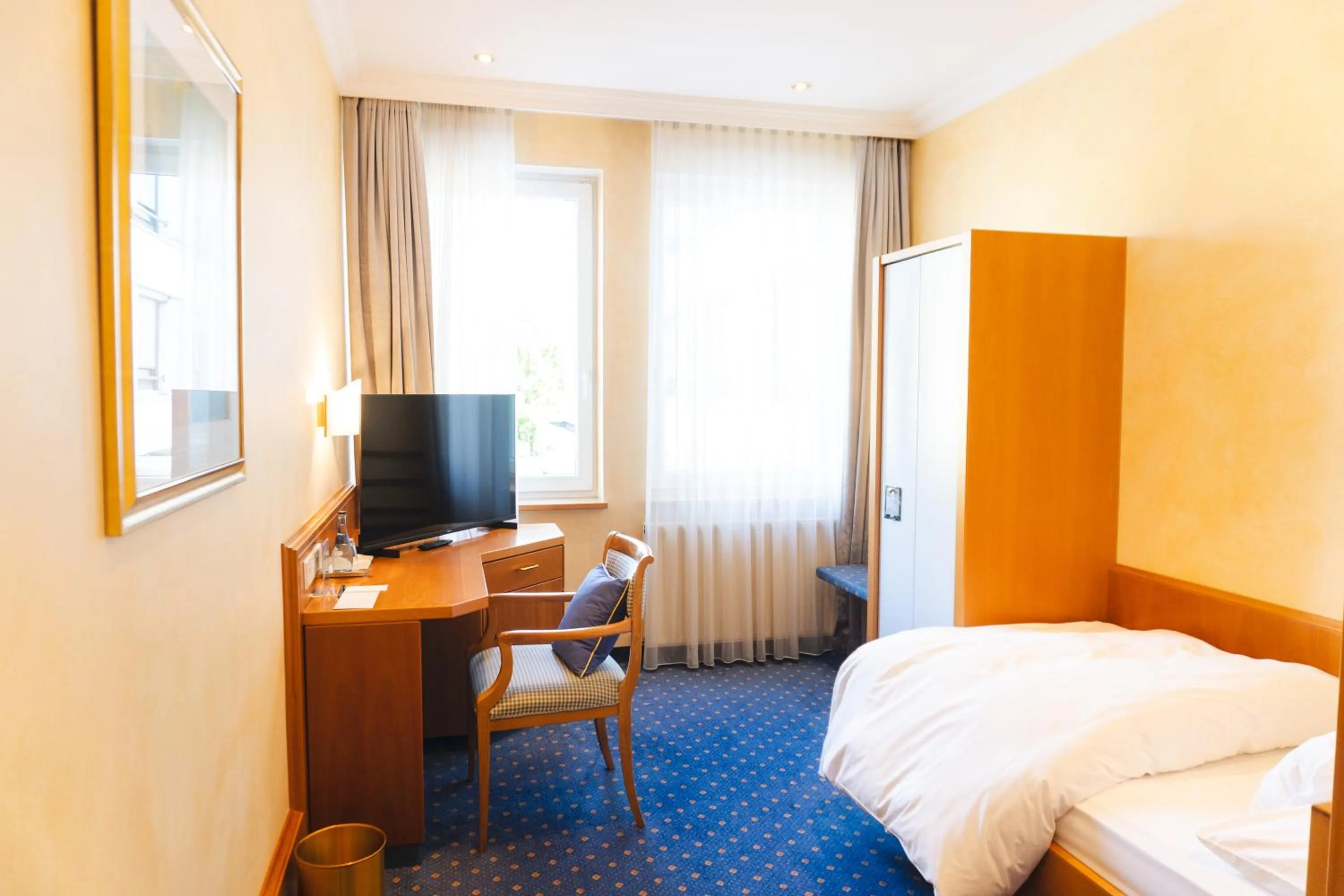 Bed in Insel-Hotel Heilbronn