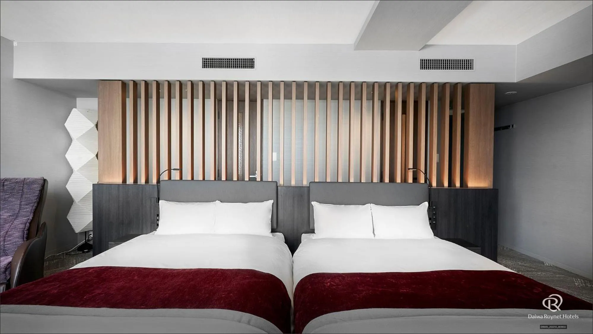 Photo of the whole room, Bed in Daiwa Roynet Hotel Kanazawa Eki Nishiguchi