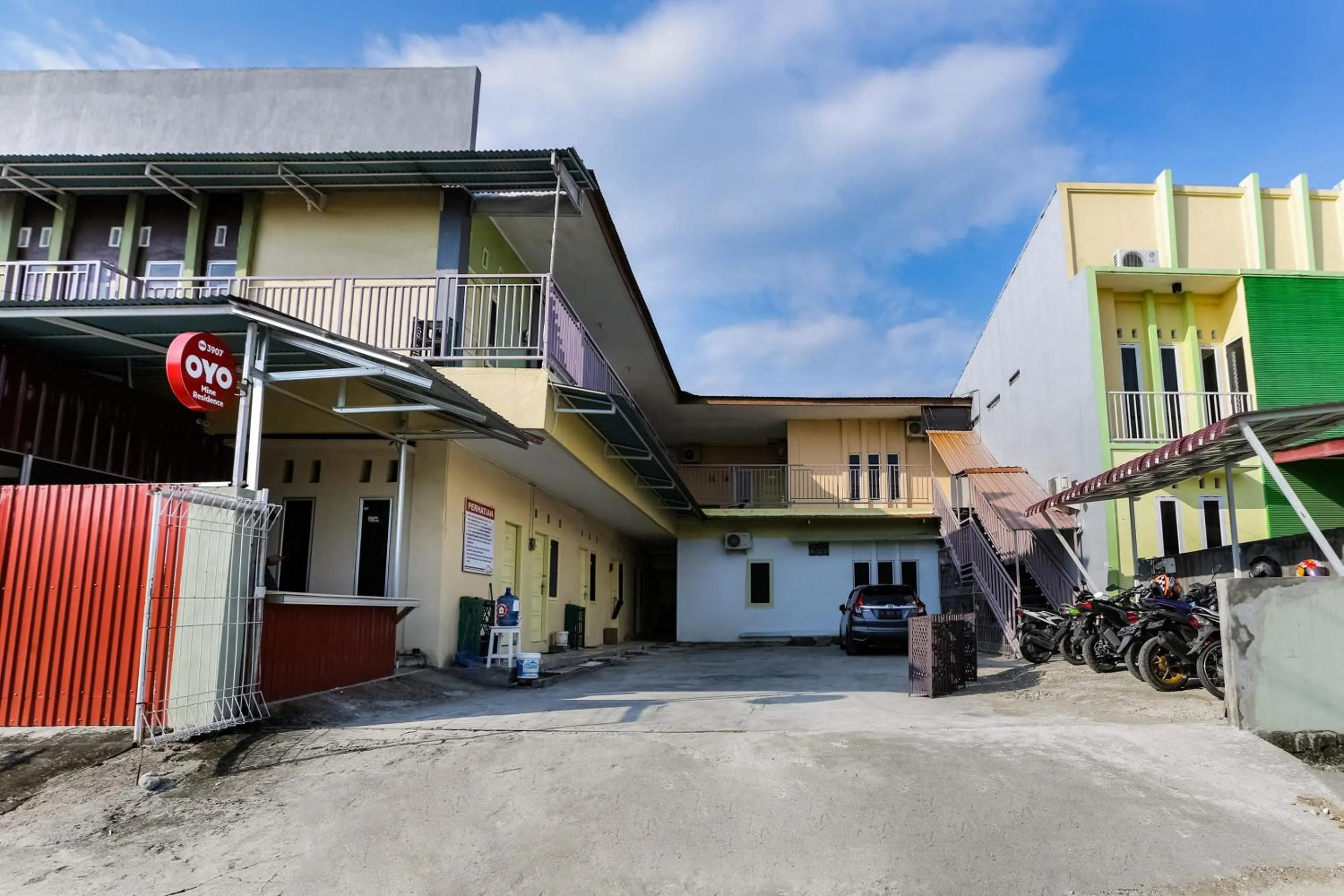 Facade/entrance in Hotel O Mine Residence