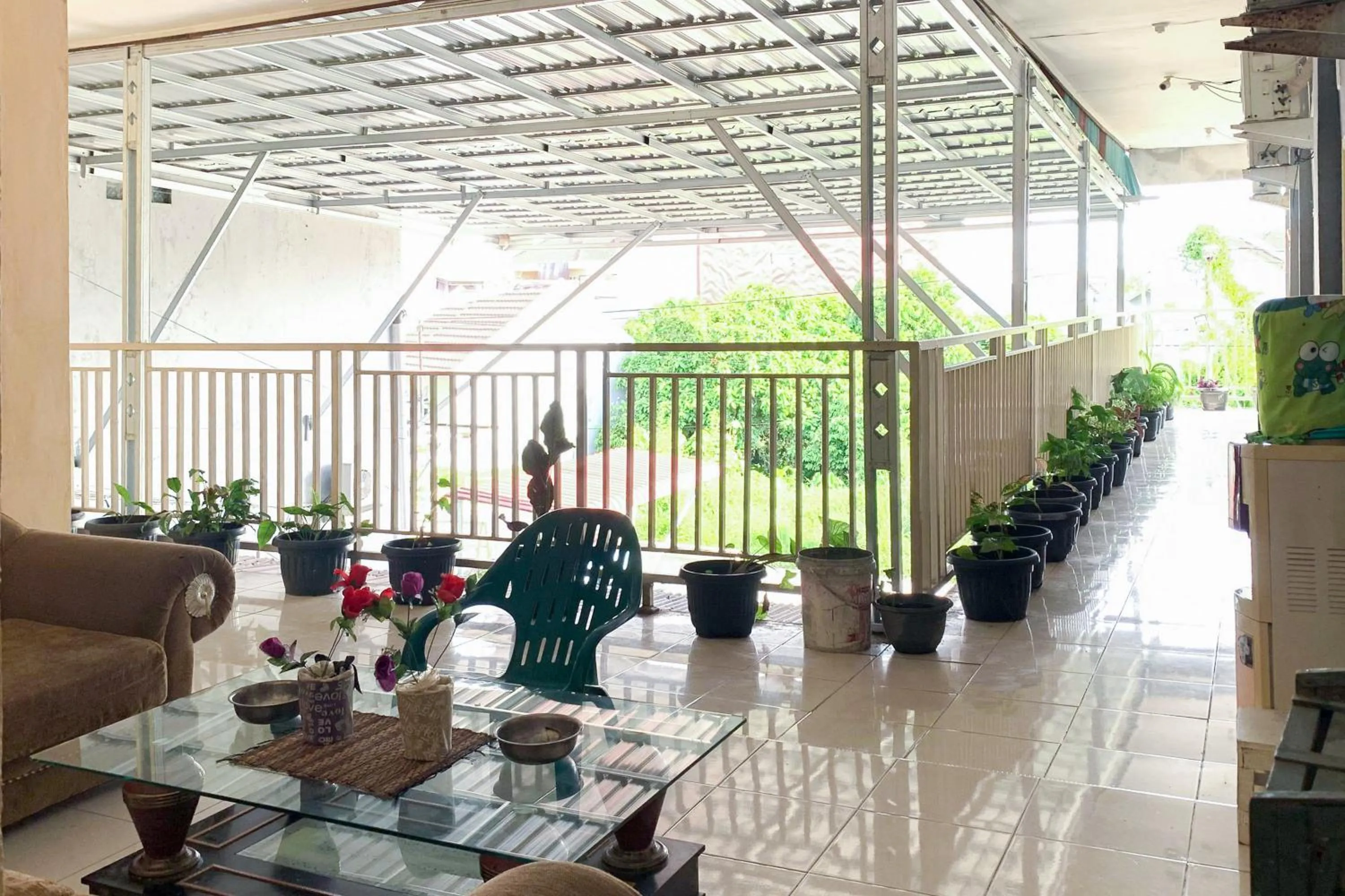 Urbanview Hotel Mine Residence Syariah