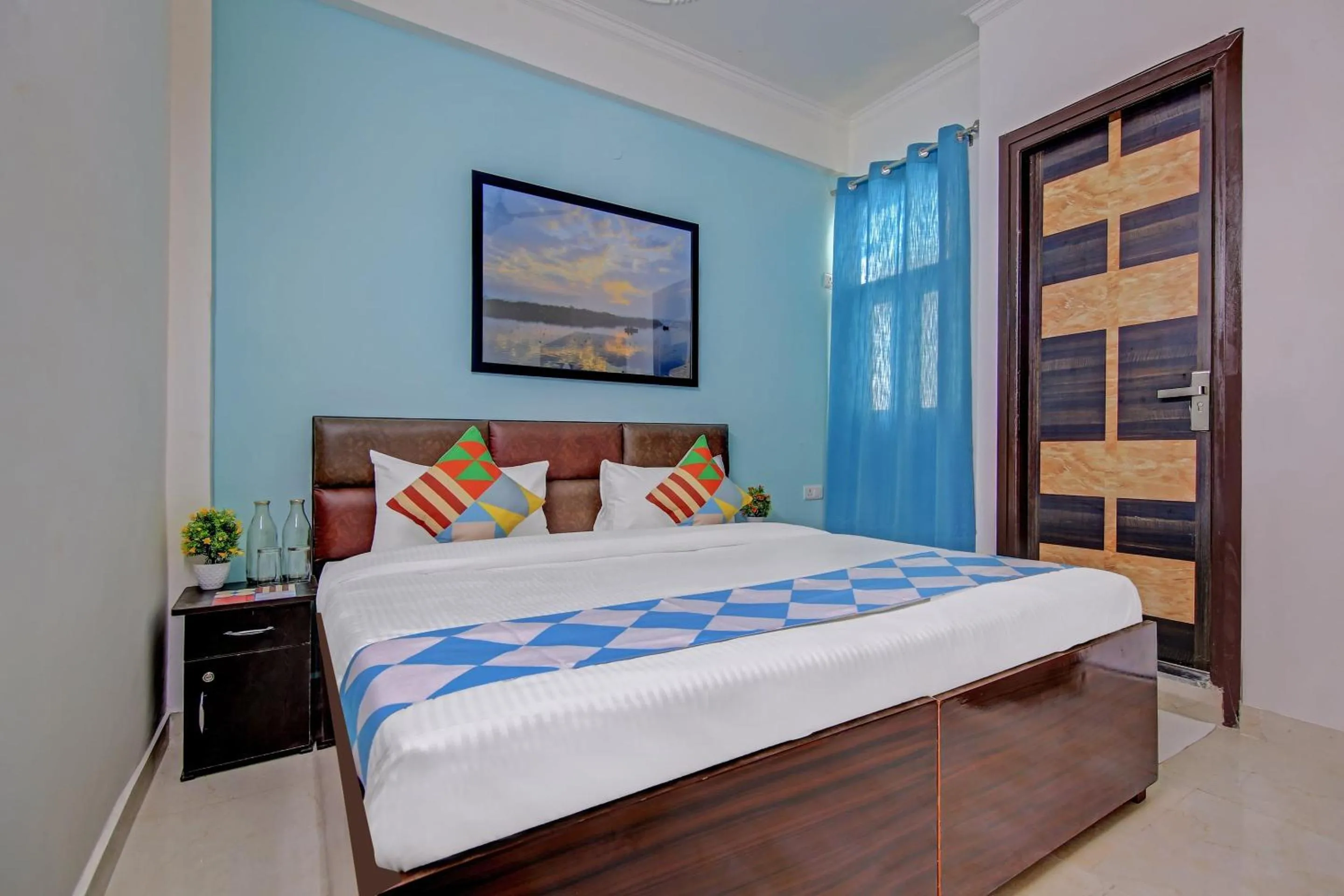 Super OYO Townhouse Saket Residency 1 Delhi