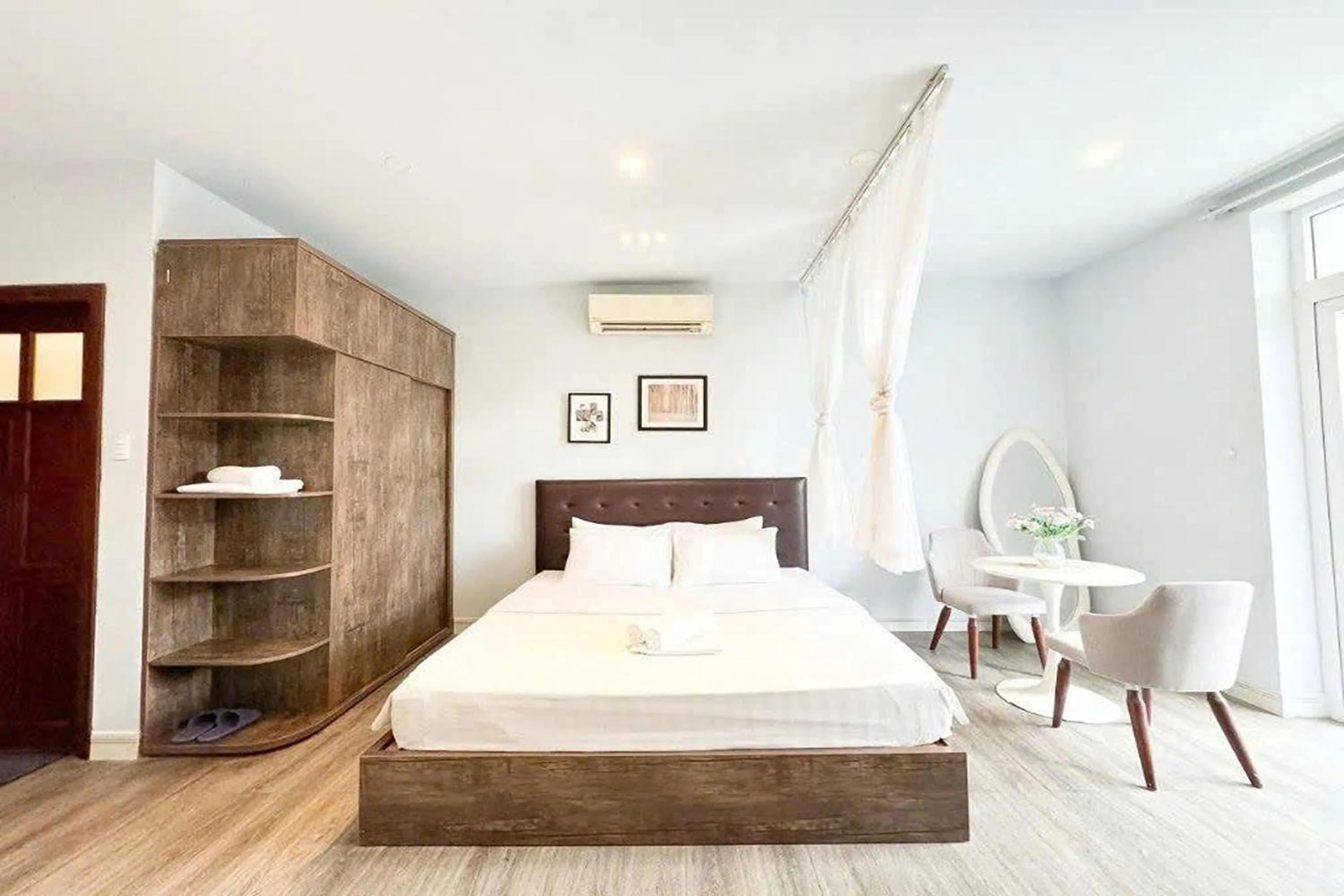 Bed in Eva Adam Hotel