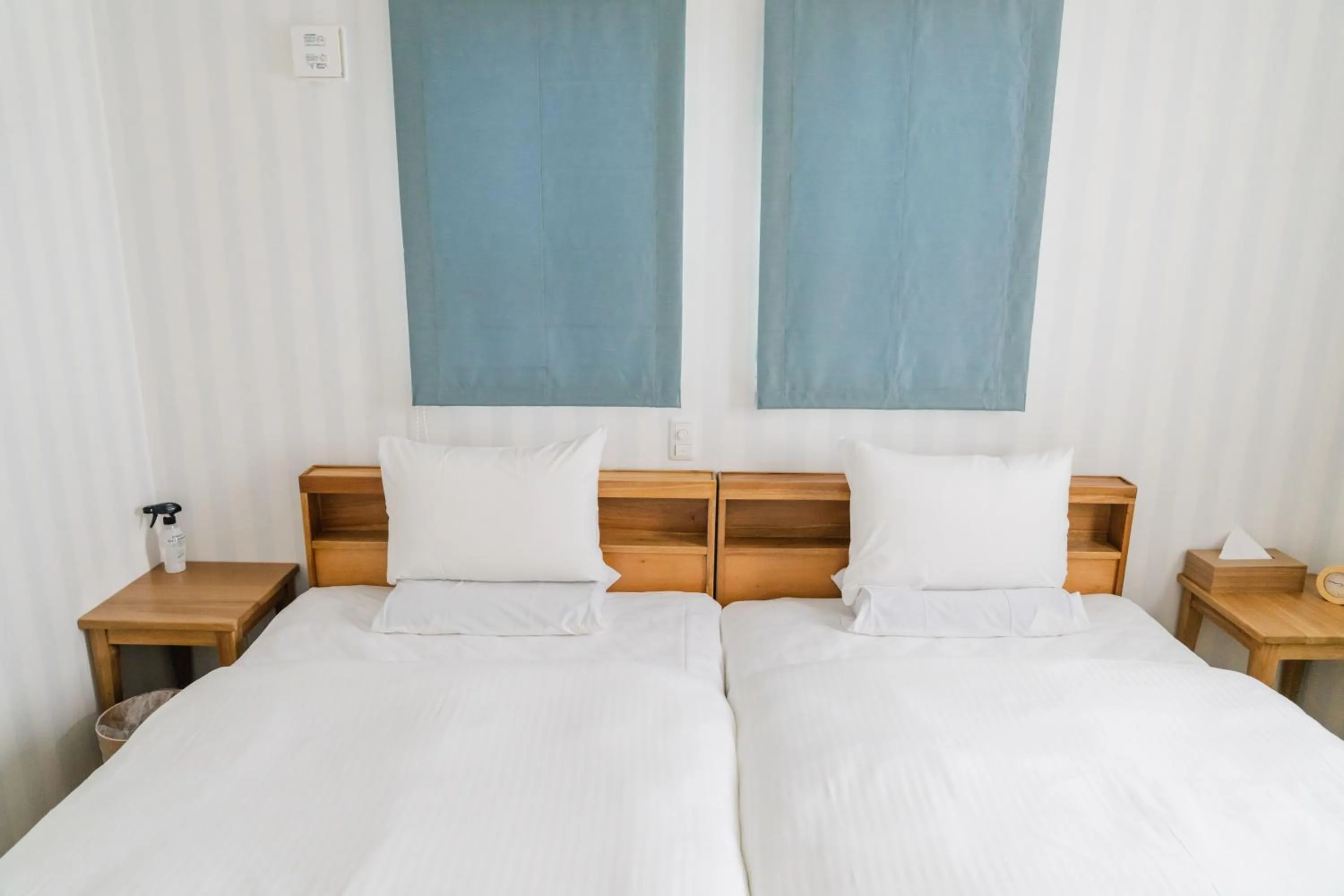 Bed in Ecot Irabu Bridge Sunset Hills