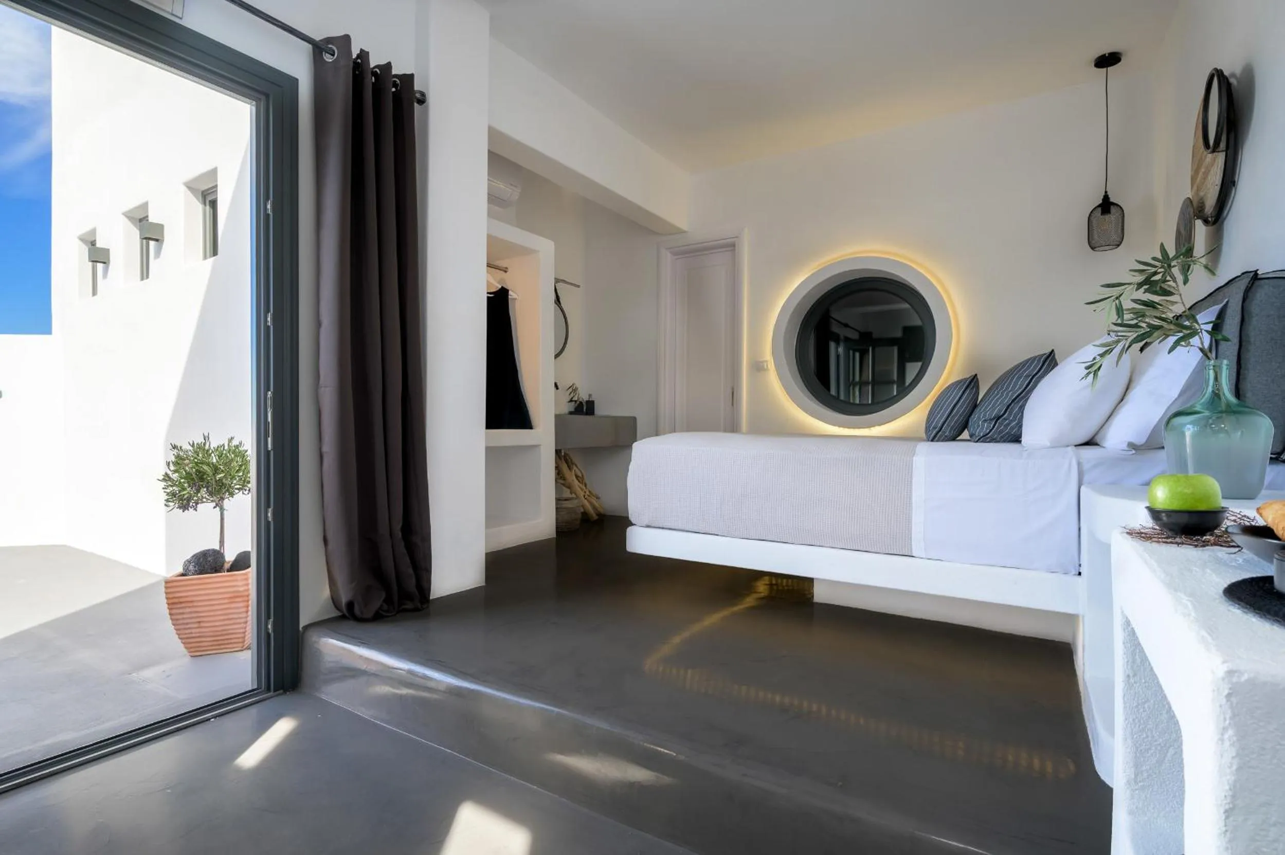 Bed in Santolia Art Suites