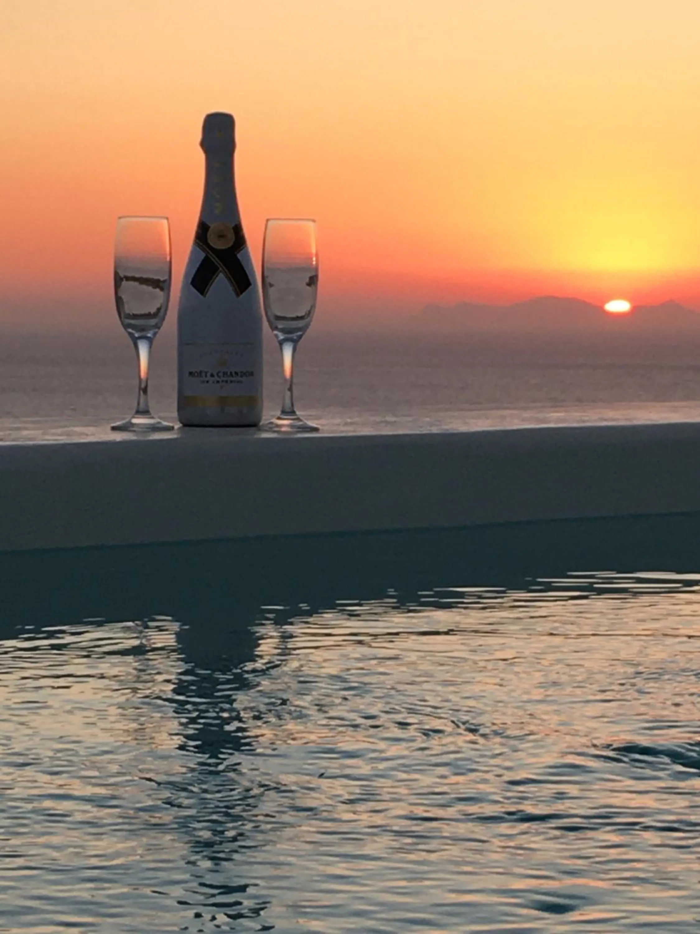 Sunrise in Santolia Art Suites