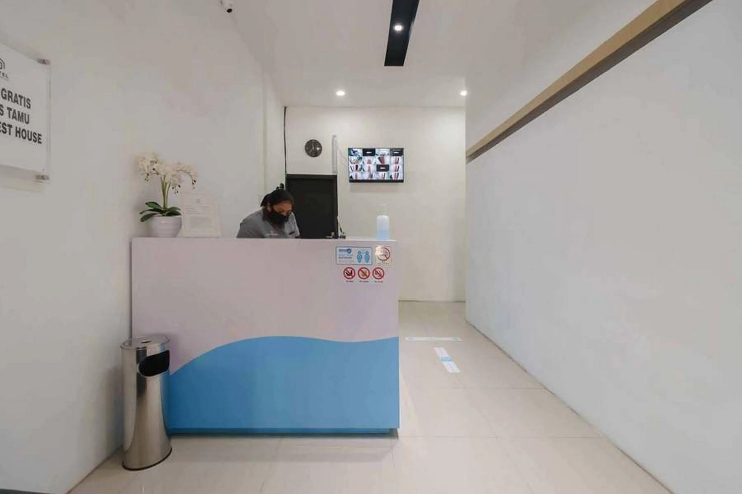 RedDoorz at Jotel Guest House Medan