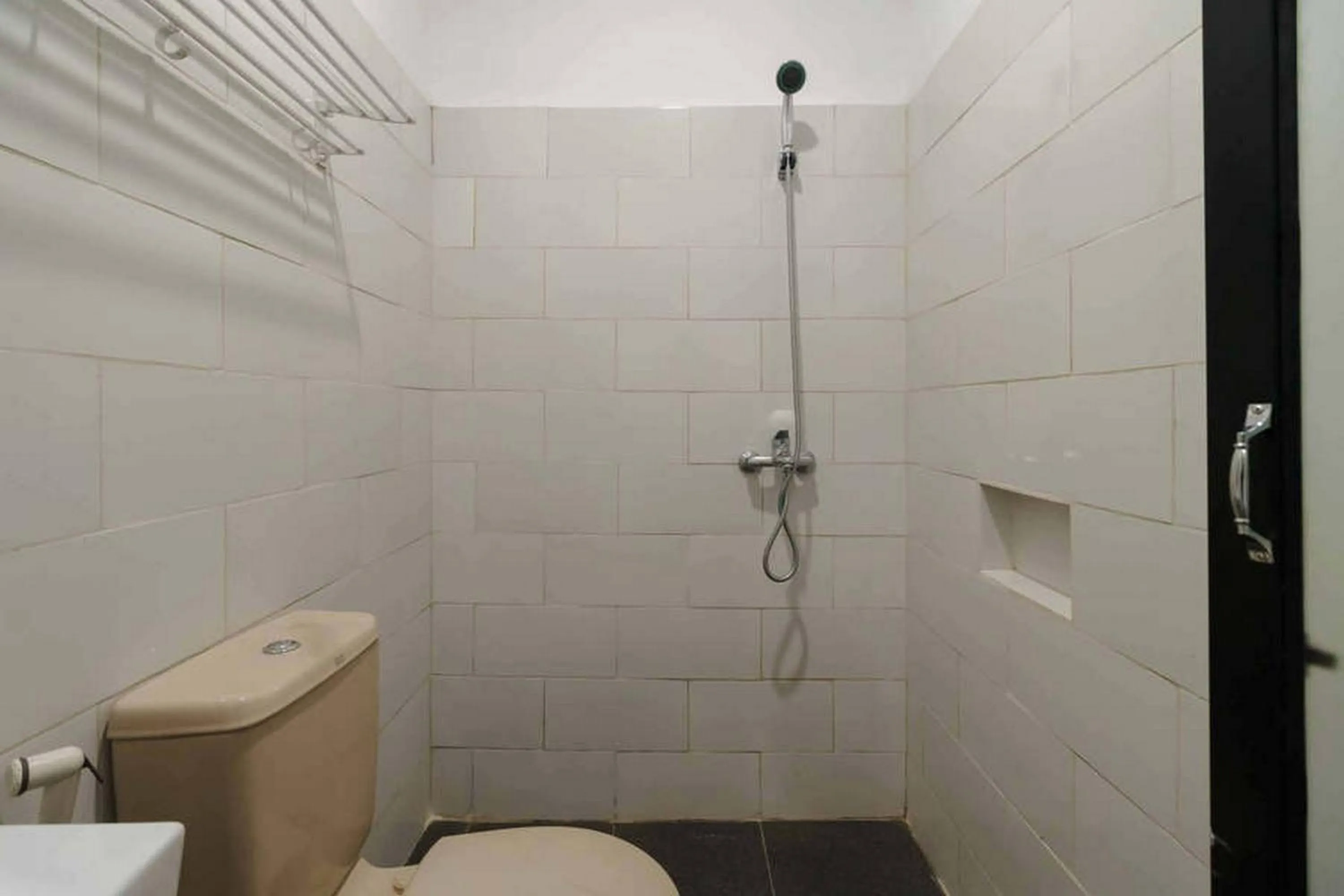 RedDoorz at Jotel Guest House Medan