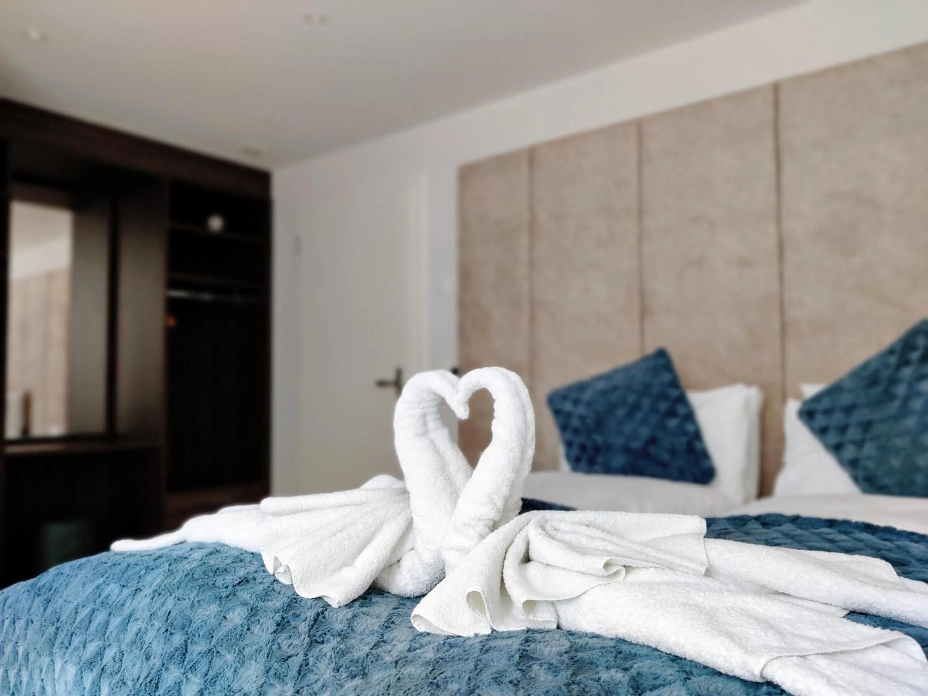 Bed in Hotel Sonne Interlaken-Matten