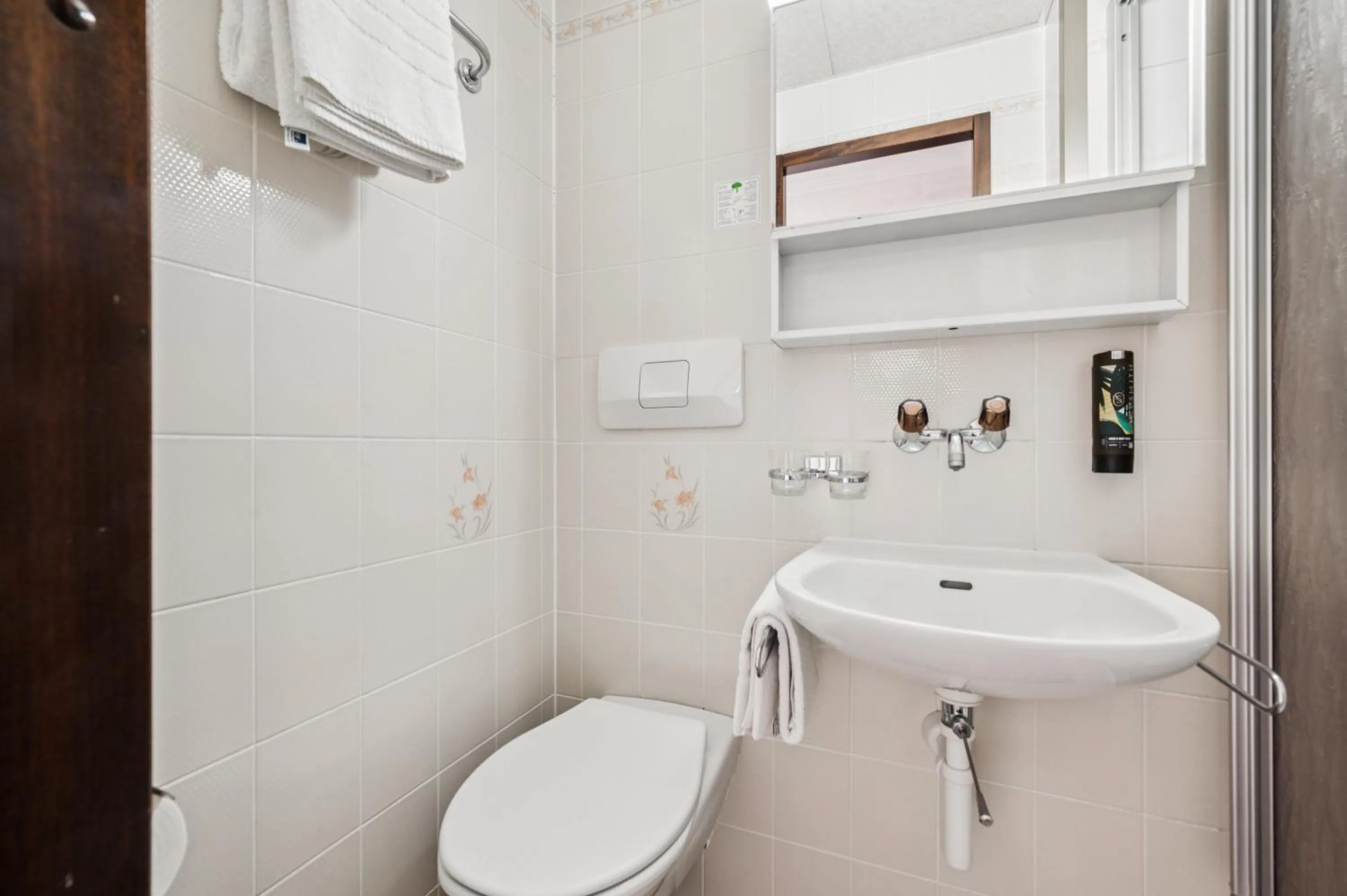 Bathroom in Hotel Sonne Interlaken-Matten