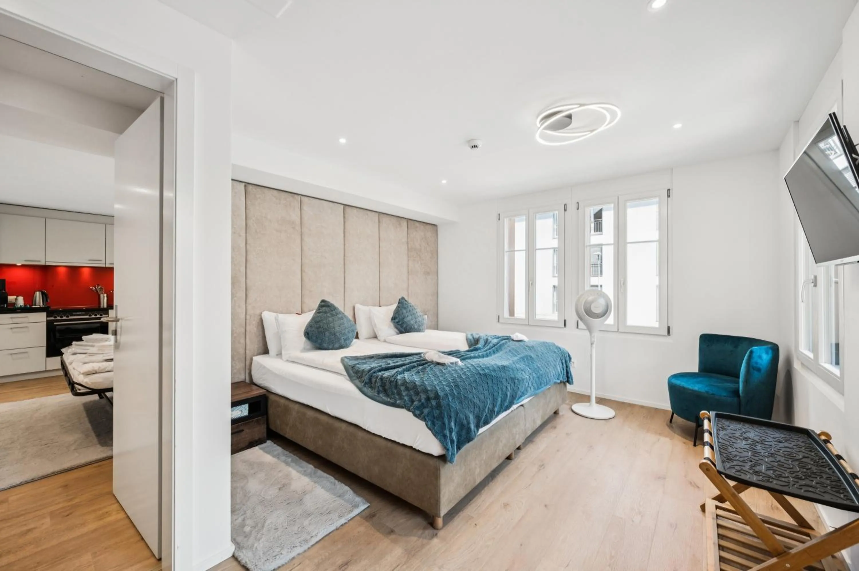 Bedroom, Bed in Hotel Sonne Interlaken-Matten