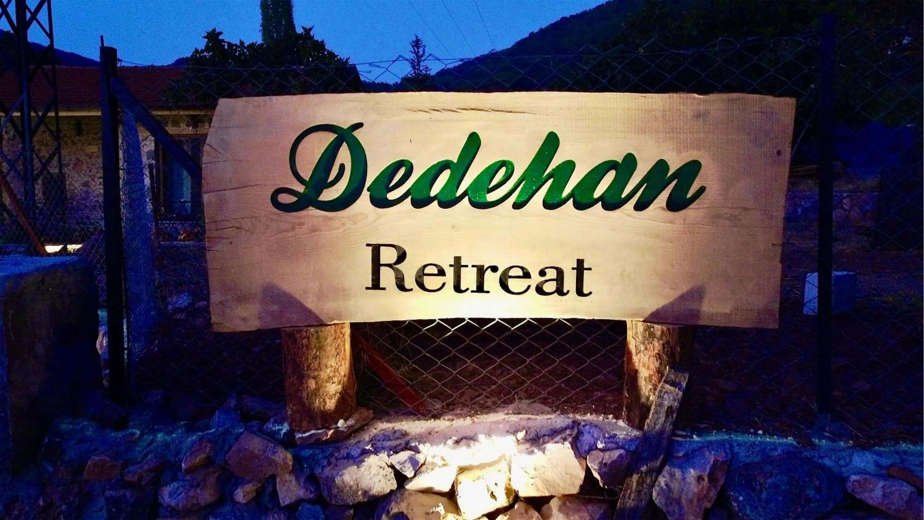 Property logo or sign in Dedehan Retreat Otel