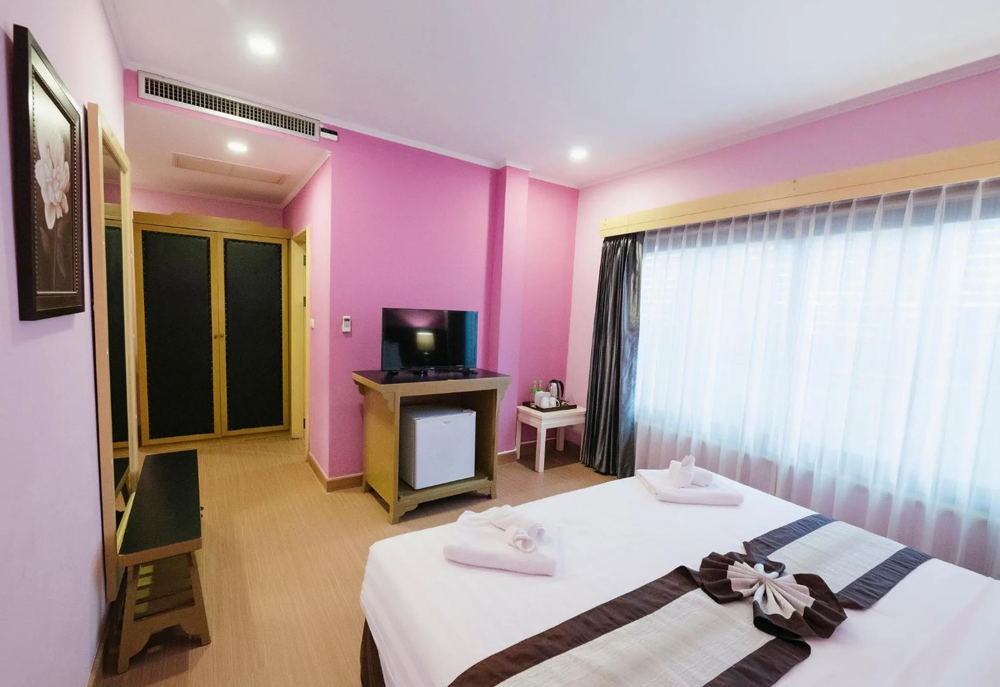 Bed in La Seine City Resort, Chiang Mai