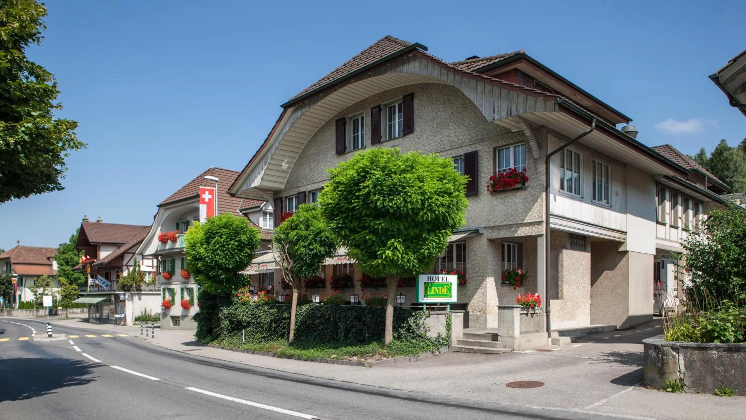 Facade/entrance in Seminarhotel Linde Stettlen