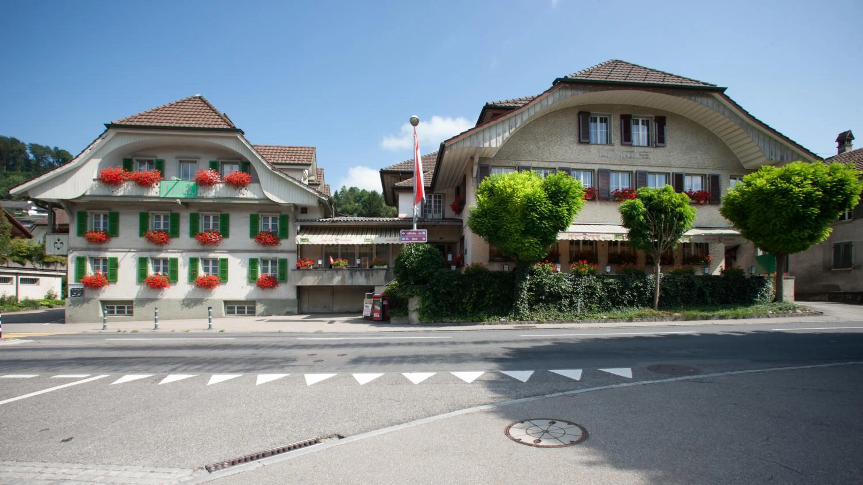 Facade/entrance in Seminarhotel Linde Stettlen