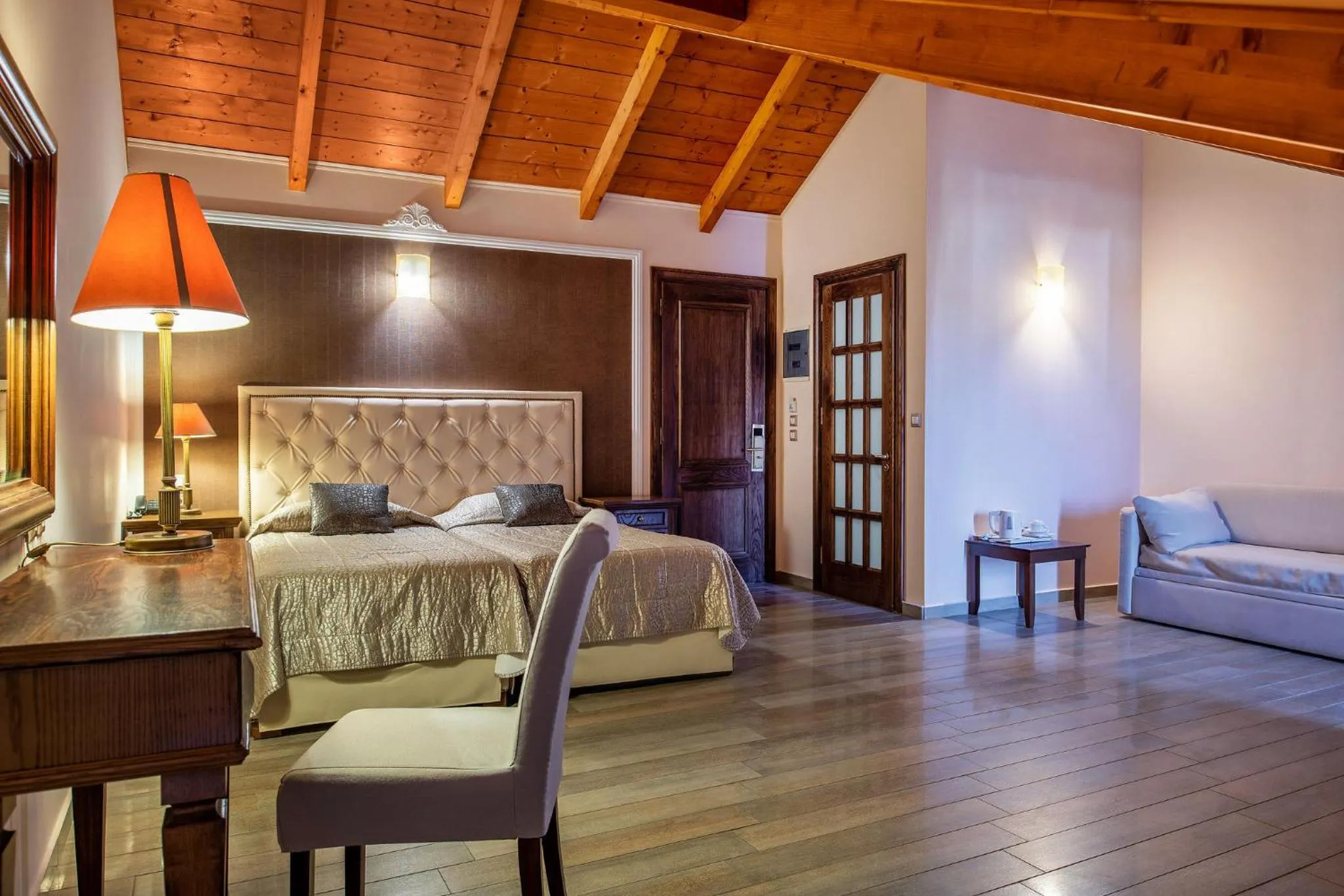 Bed in Palazetto Suites Zakynthos - Adults Only