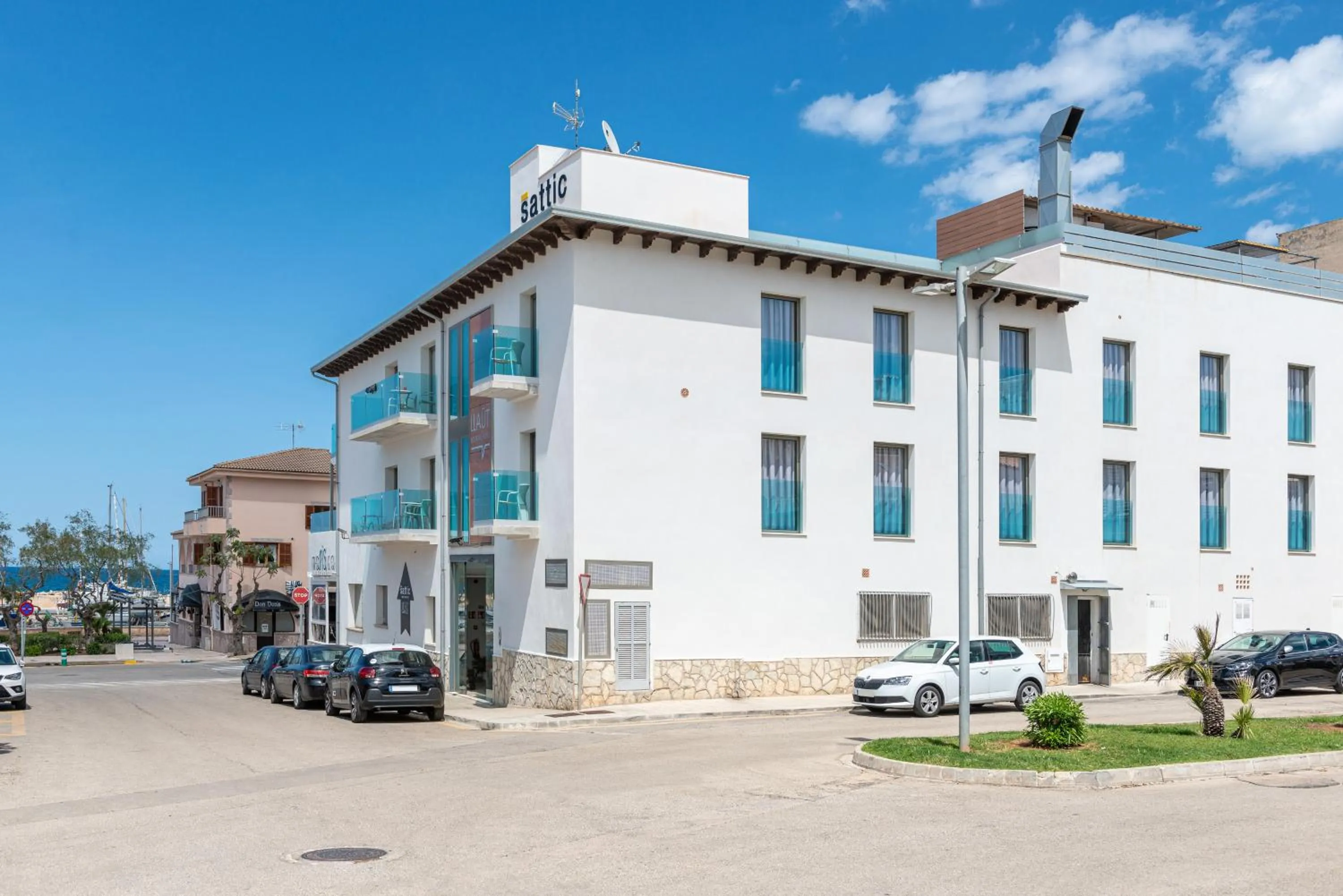 Property building in Llaut Boutique Hotel