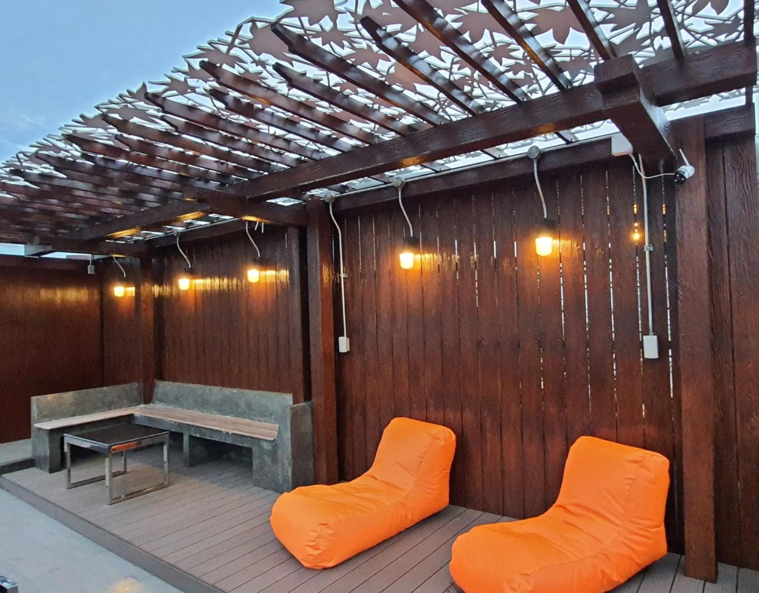 Balcony/Terrace in Station8 Hostel