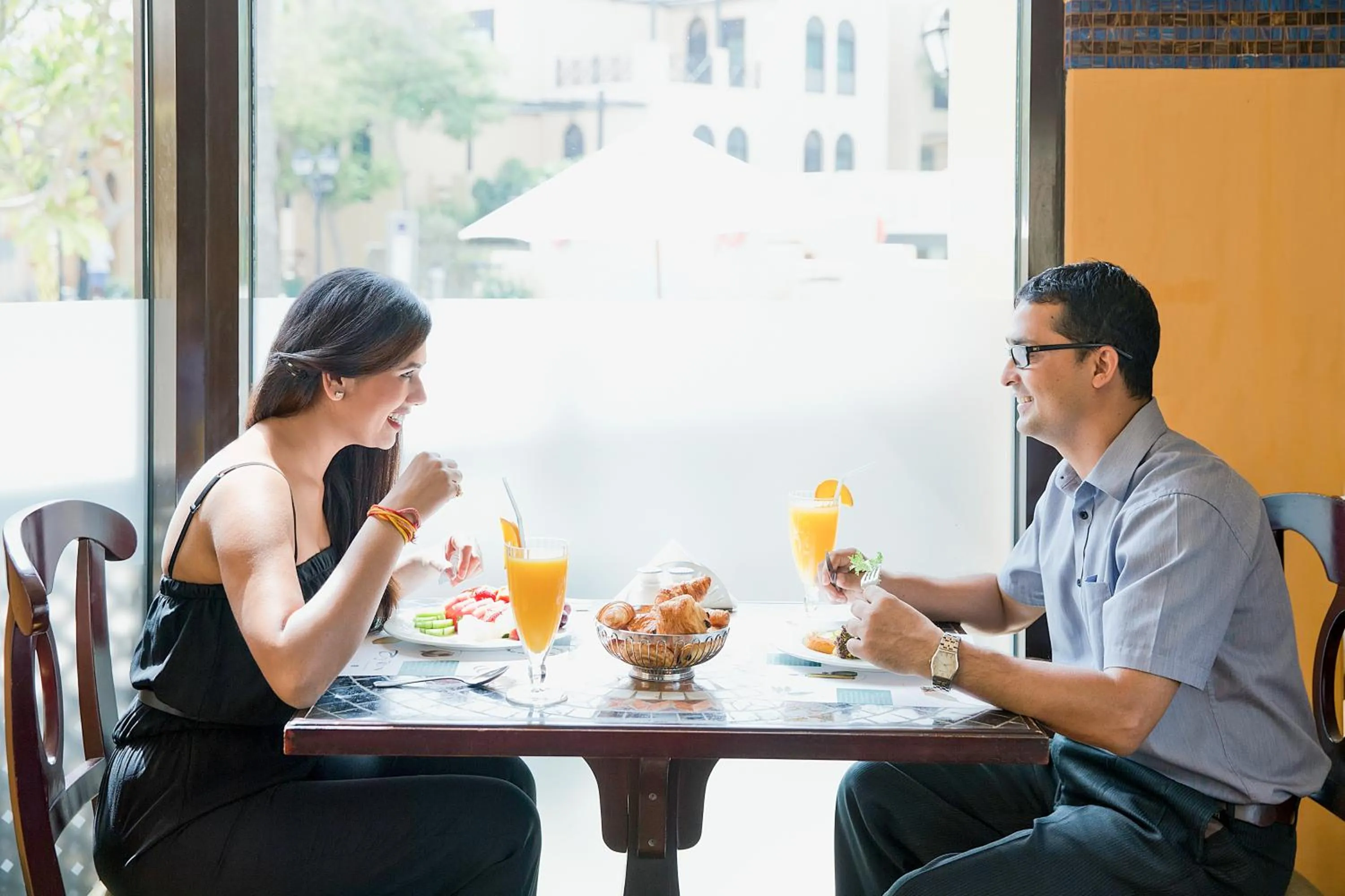 Restaurant/places to eat in Novotel Bahrain Al Dana Resort