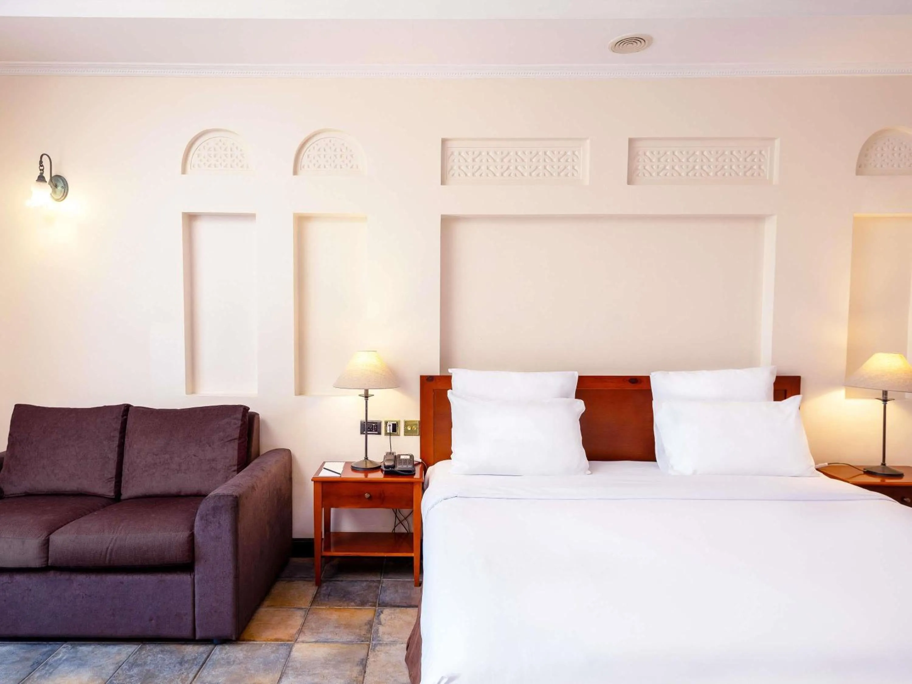 Bedroom, Bed in Novotel Bahrain Al Dana Resort