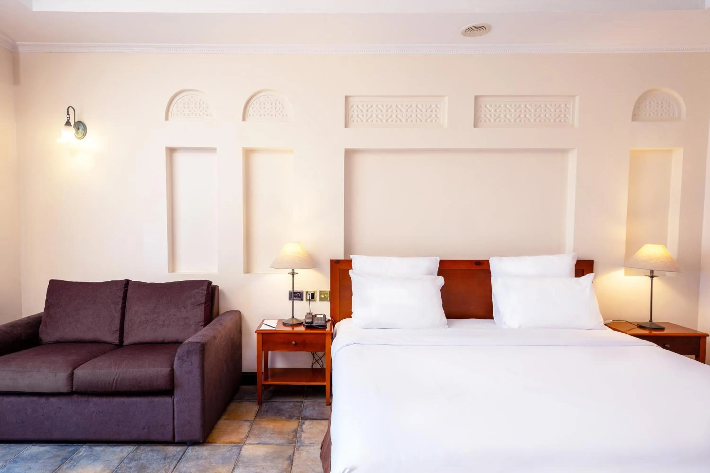 Bedroom, Bed in Novotel Bahrain Al Dana Resort