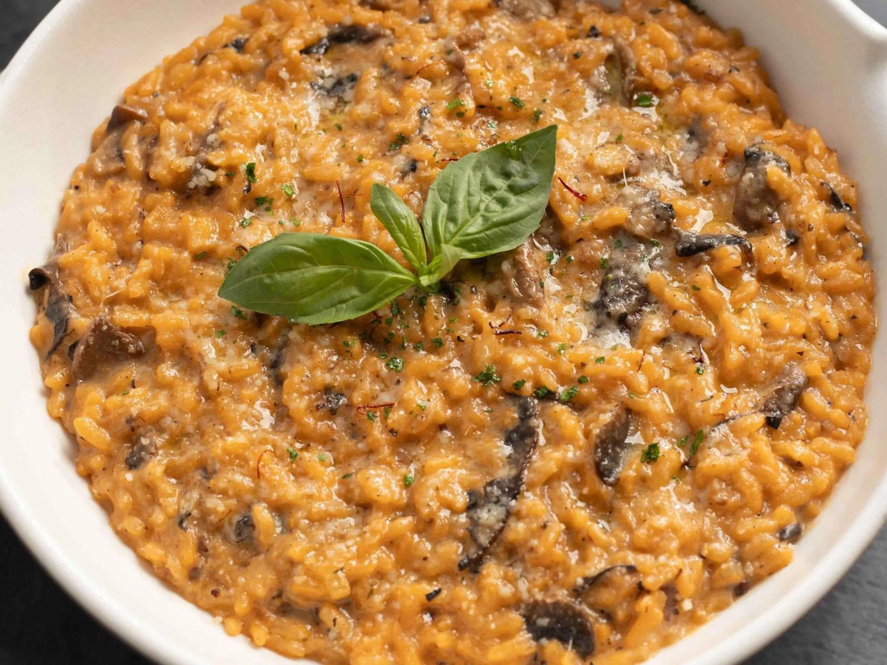 Restaurant/places to eat in Novotel Bahrain Al Dana Resort