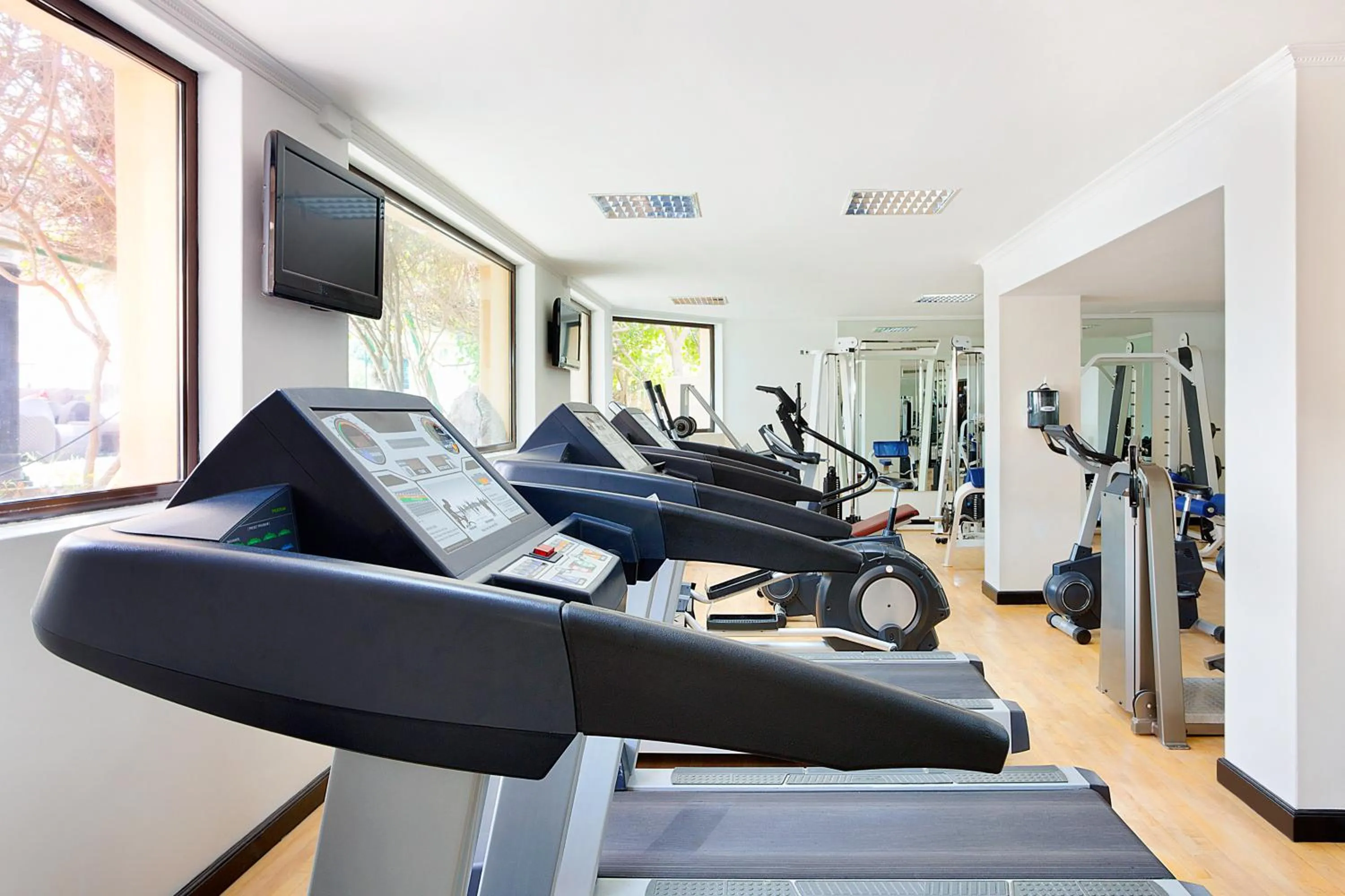 Fitness centre/facilities in Novotel Bahrain Al Dana Resort