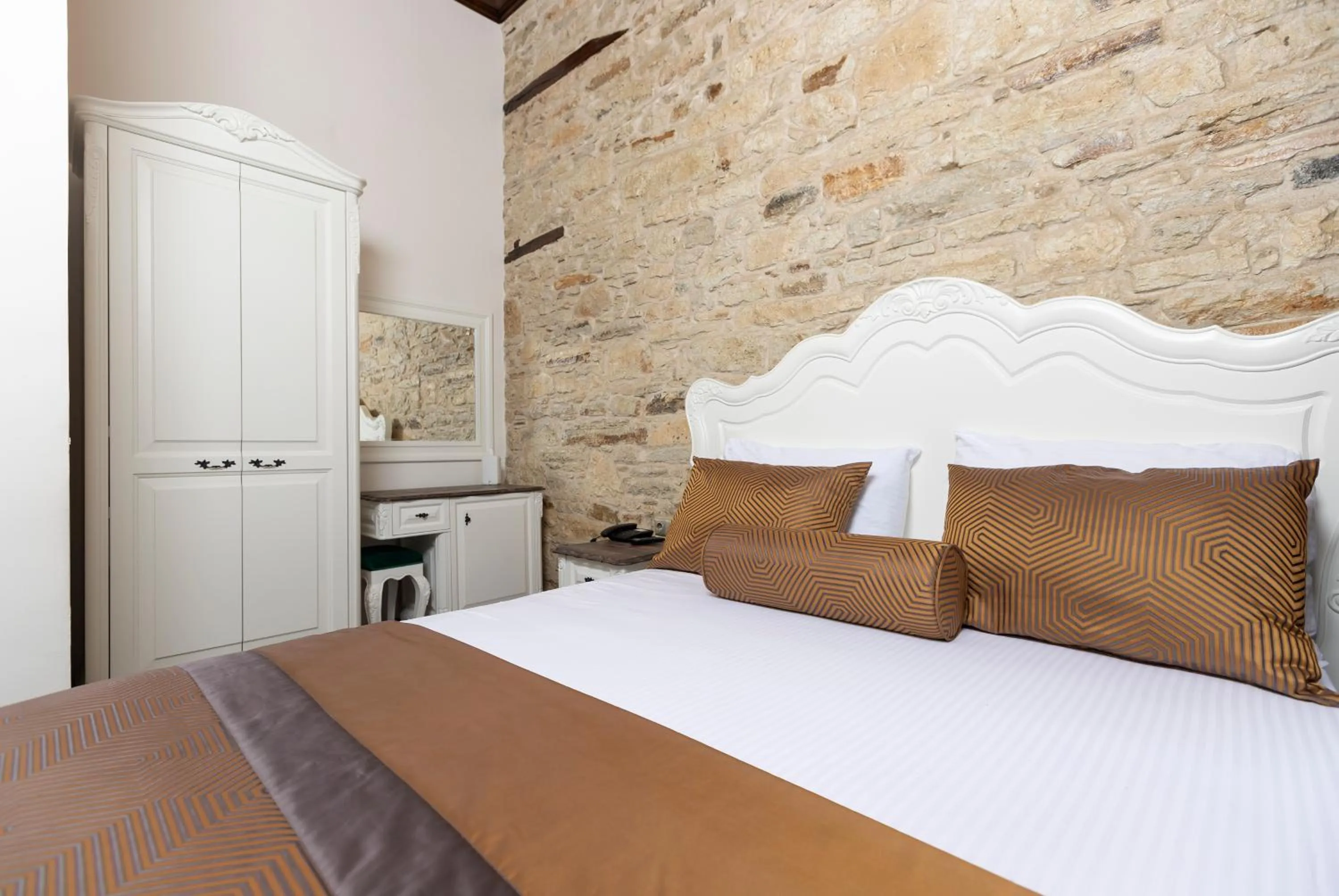 Bed in Marina Foça Hotel