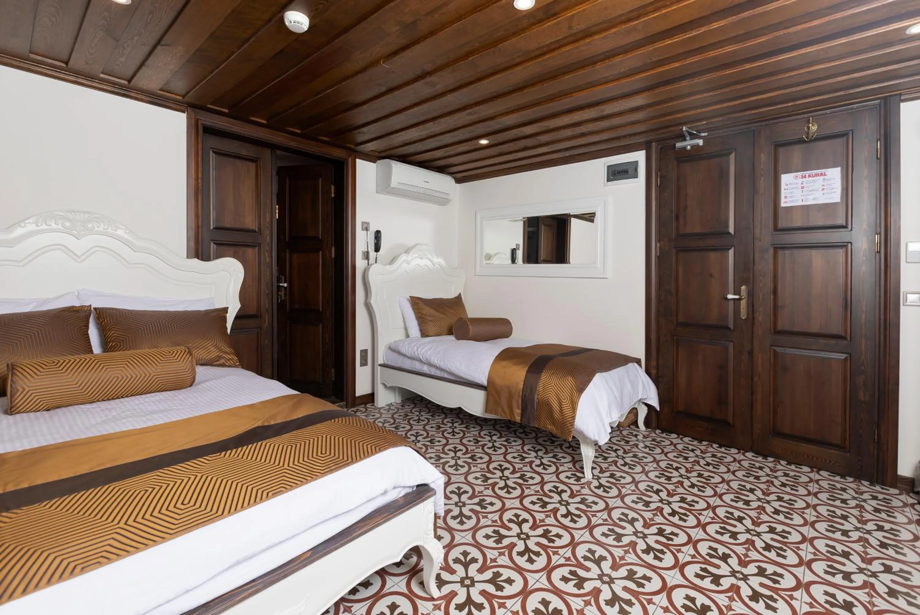 Bed in Marina Foça Hotel