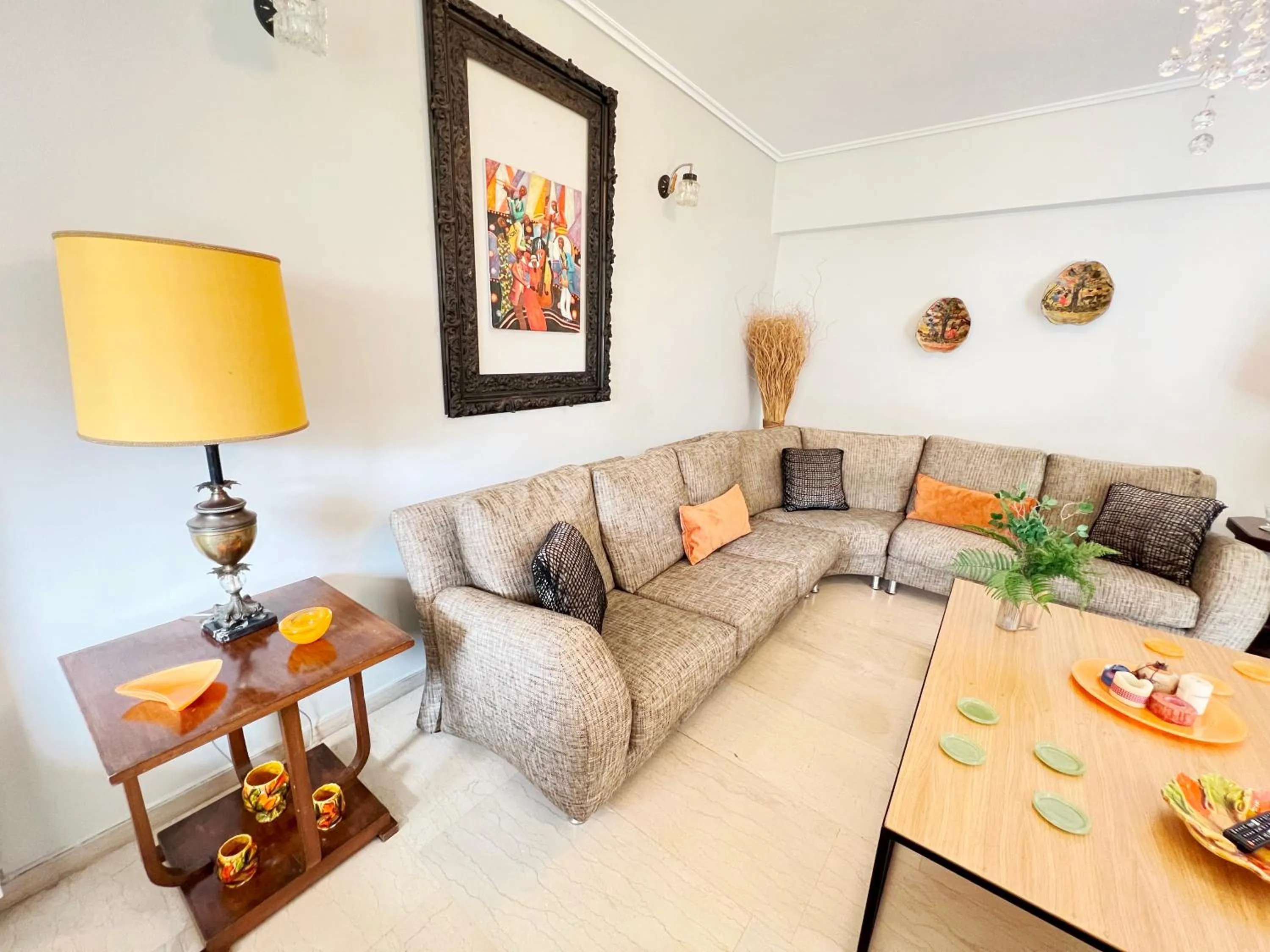 Seating area in Peaceful Apartment by Flisvos Marina by Athenian Homes