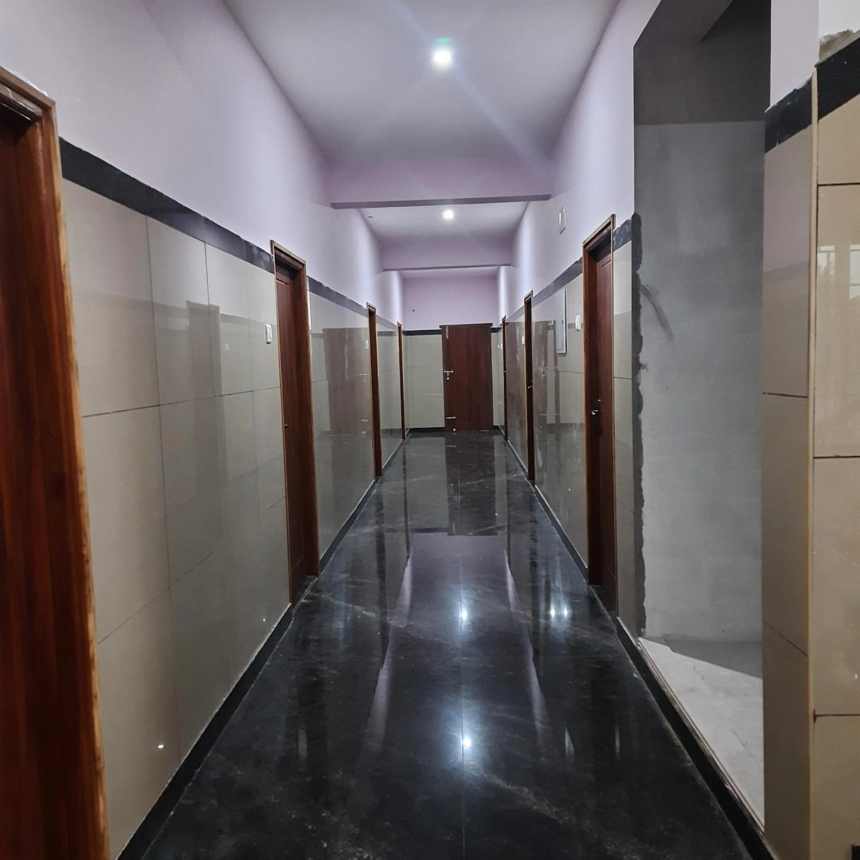 Area and facilities in Hotel Aishwariyam