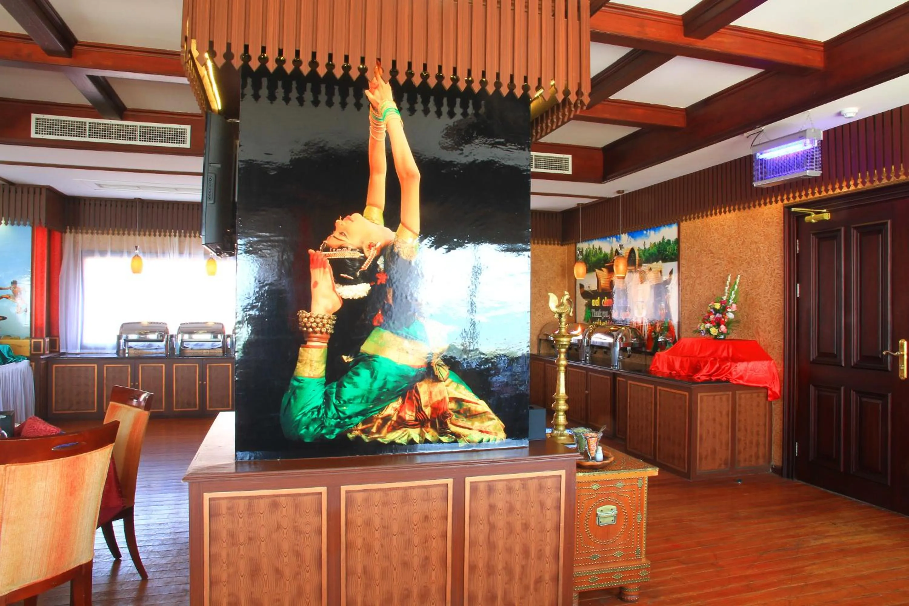 Decorative detail in Ramee Guestline Hotel