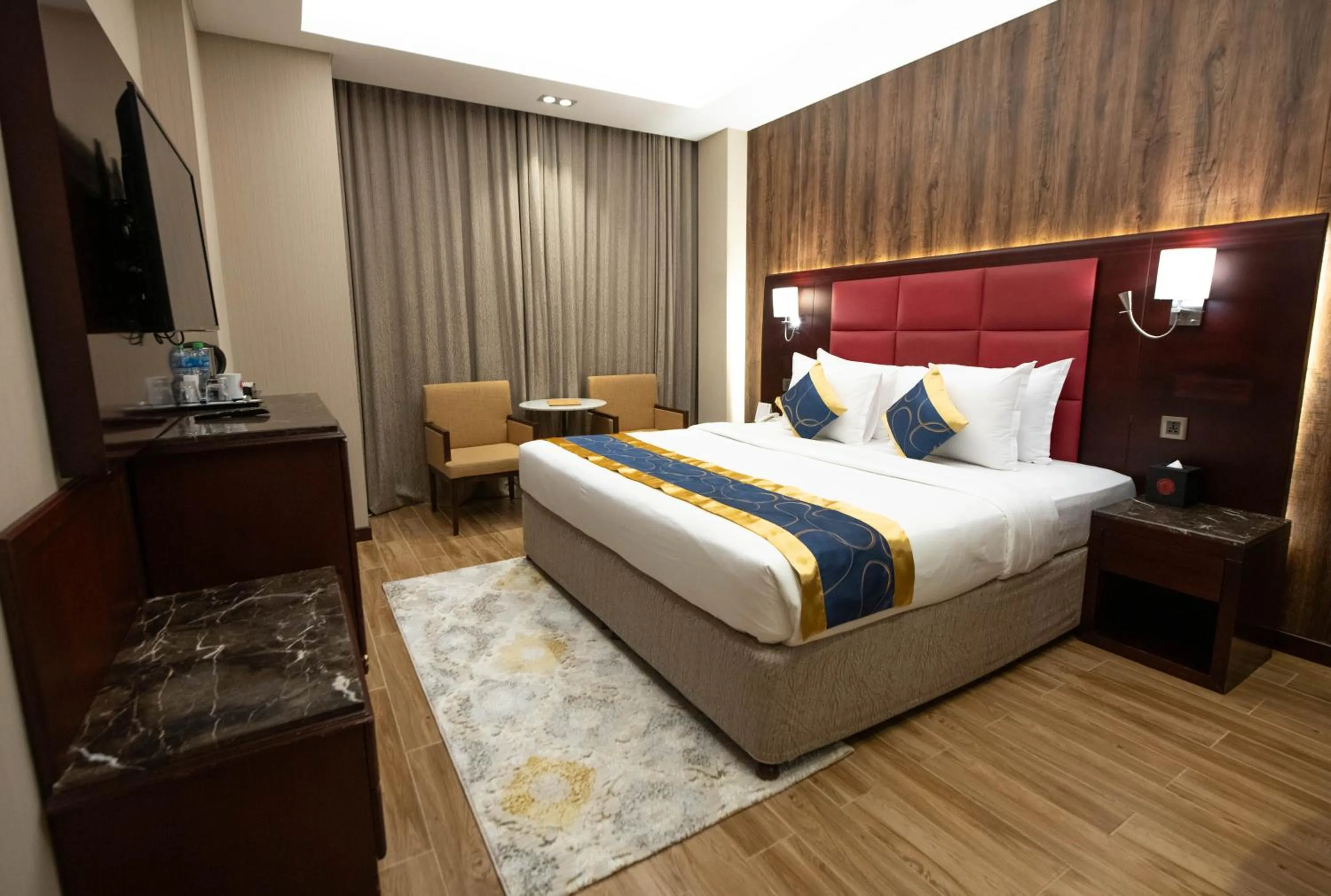 Bedroom, Bed in Ramee Guestline Hotel