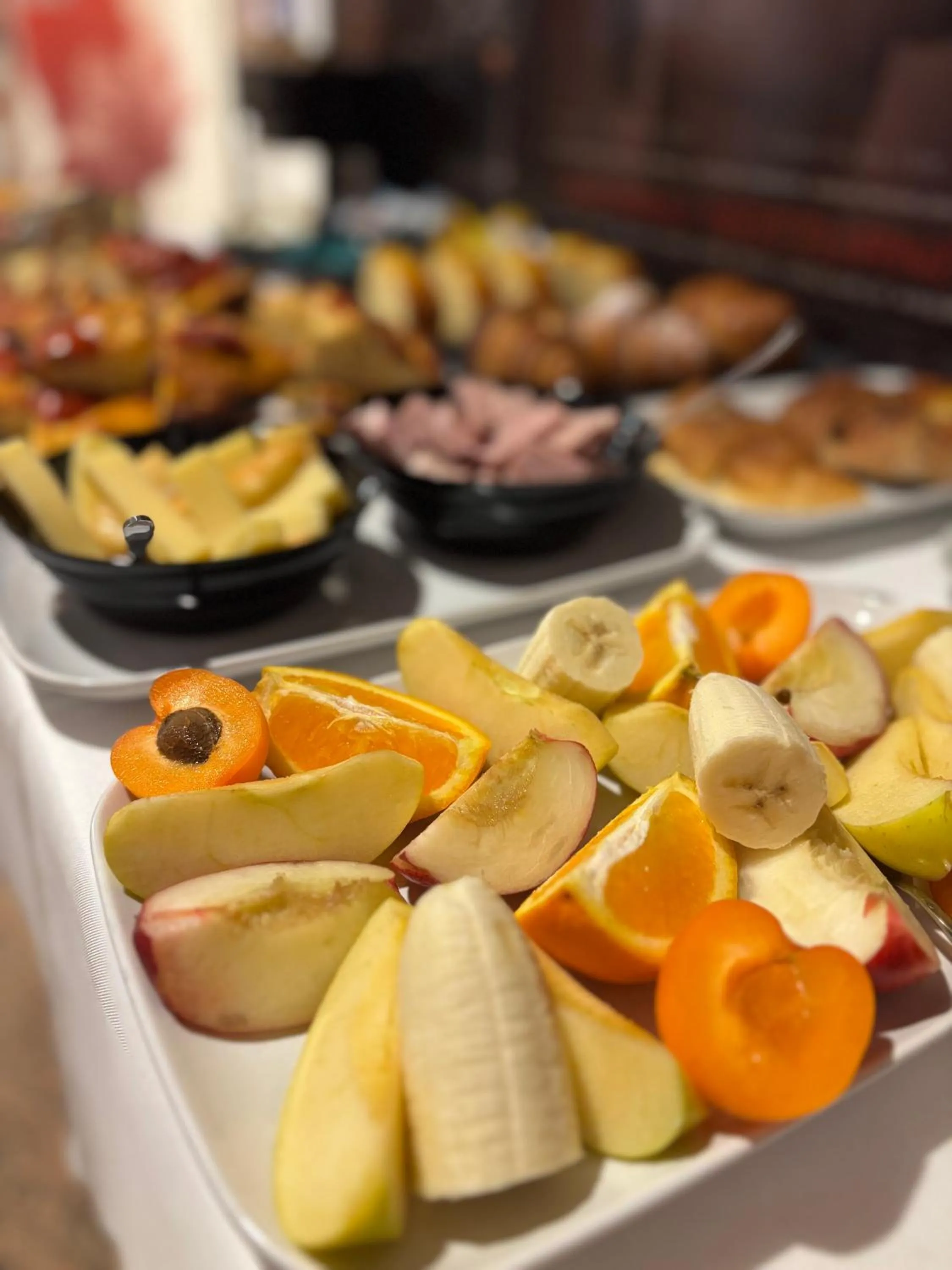 Breakfast in Red Carpet rooms