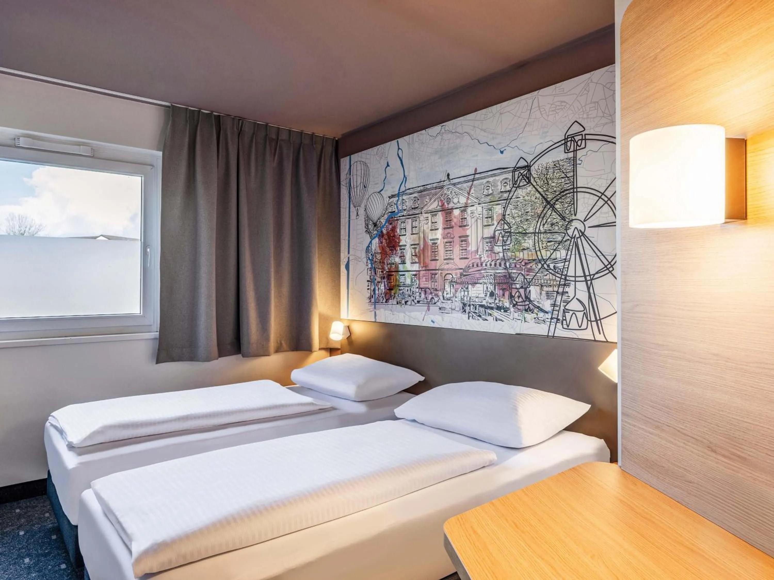 Photo of the whole room, Bed in B&B Hotel Erlangen-Süd