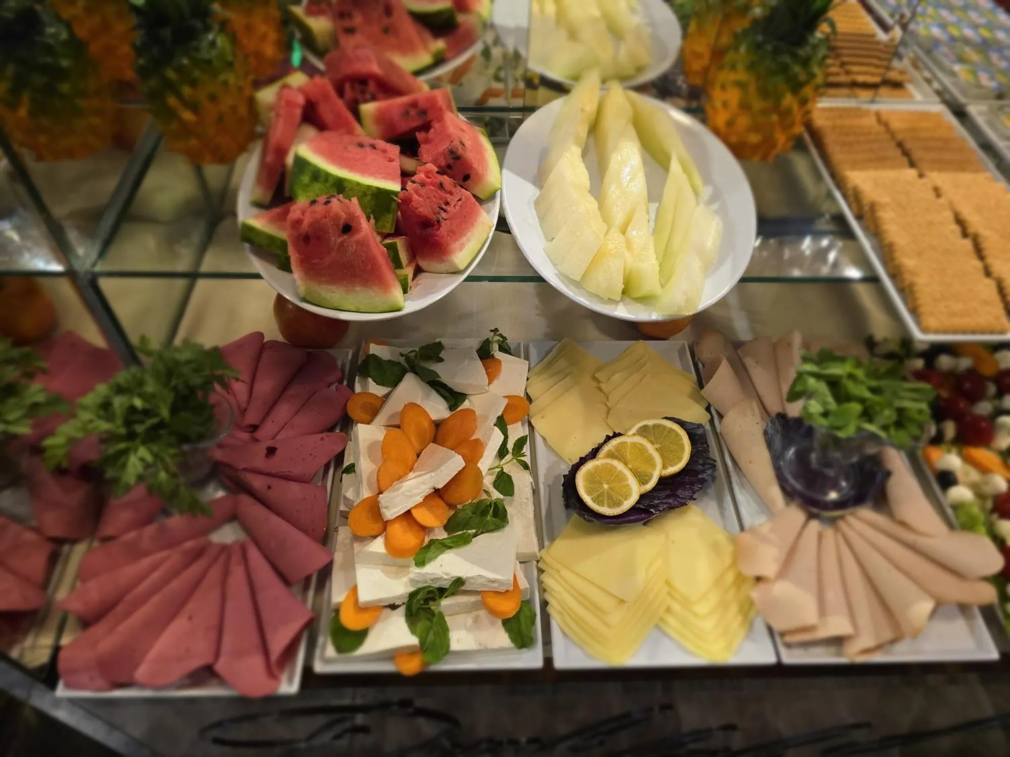 Food in Maranda Suit Hotel