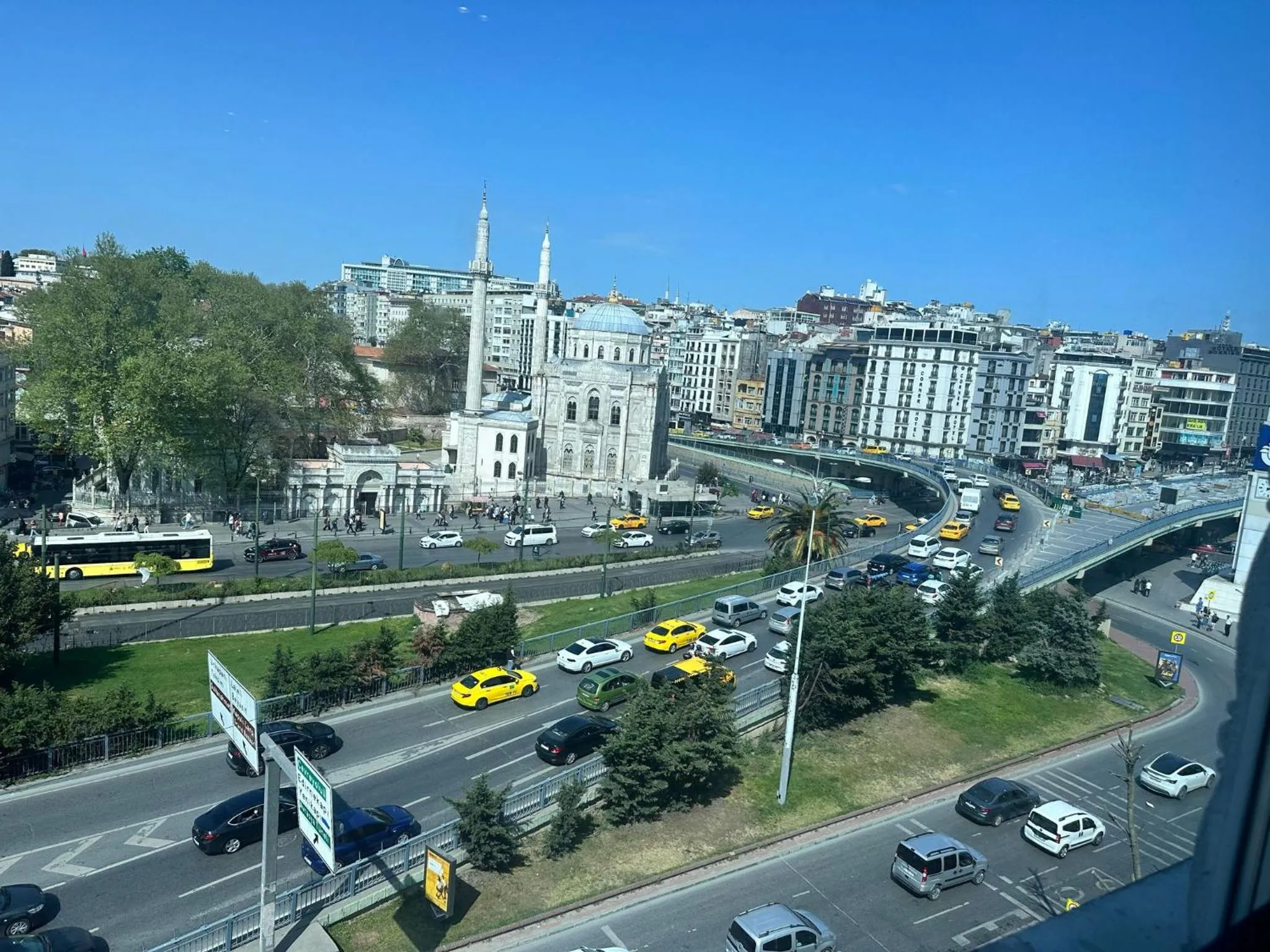 Property building in Maranda Suit Hotel