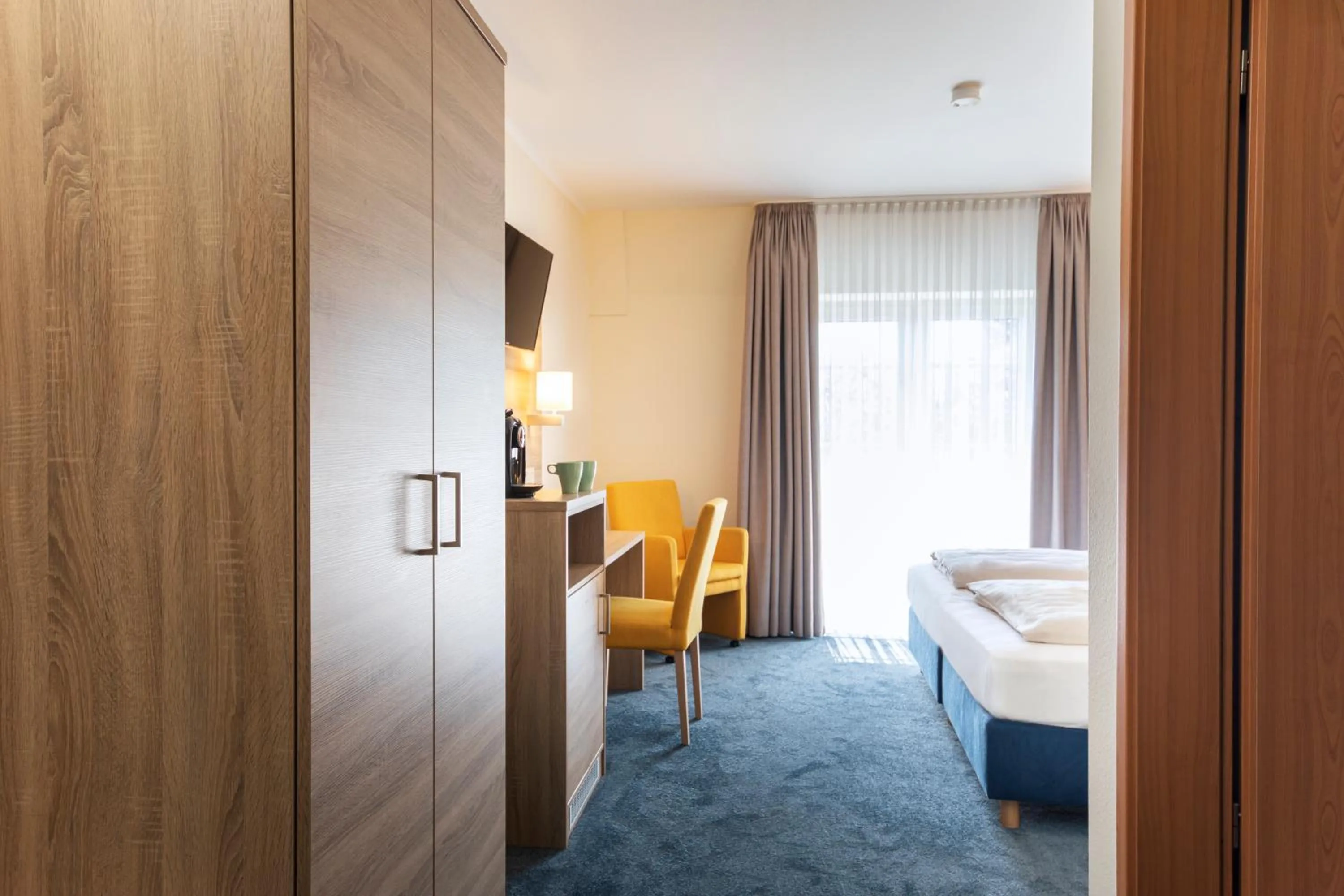 Bedroom, Bed in Roomingtons Hotel Lohr am Main