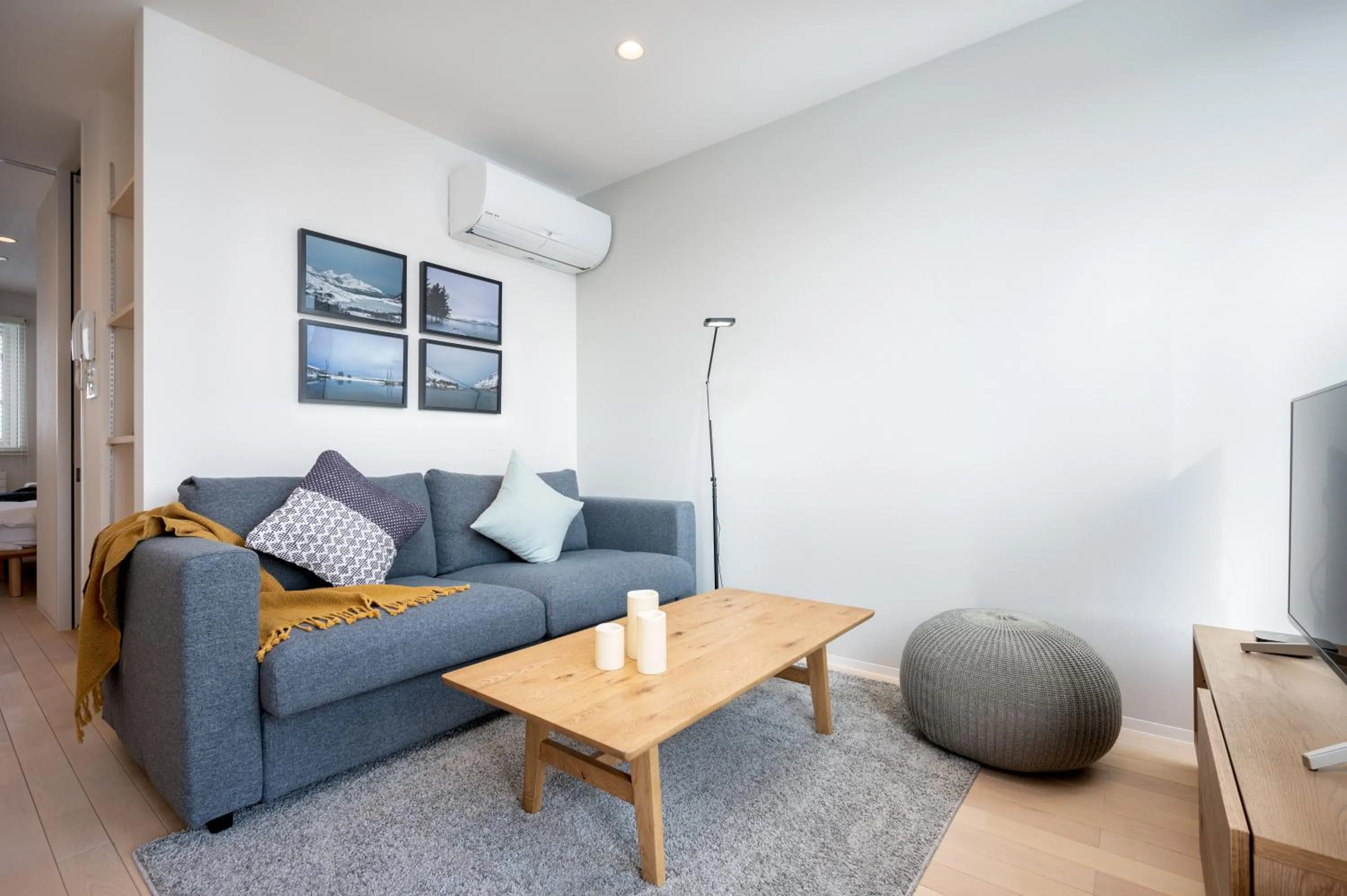 Living room in ArtHouse by H2 Life