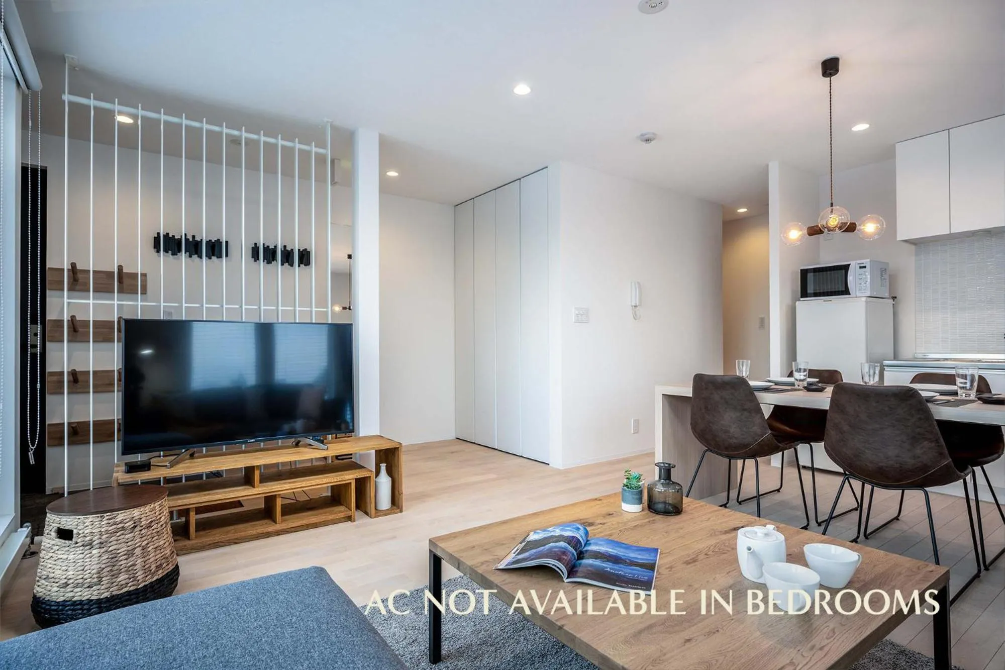 Living room in ArtHouse by H2 Life