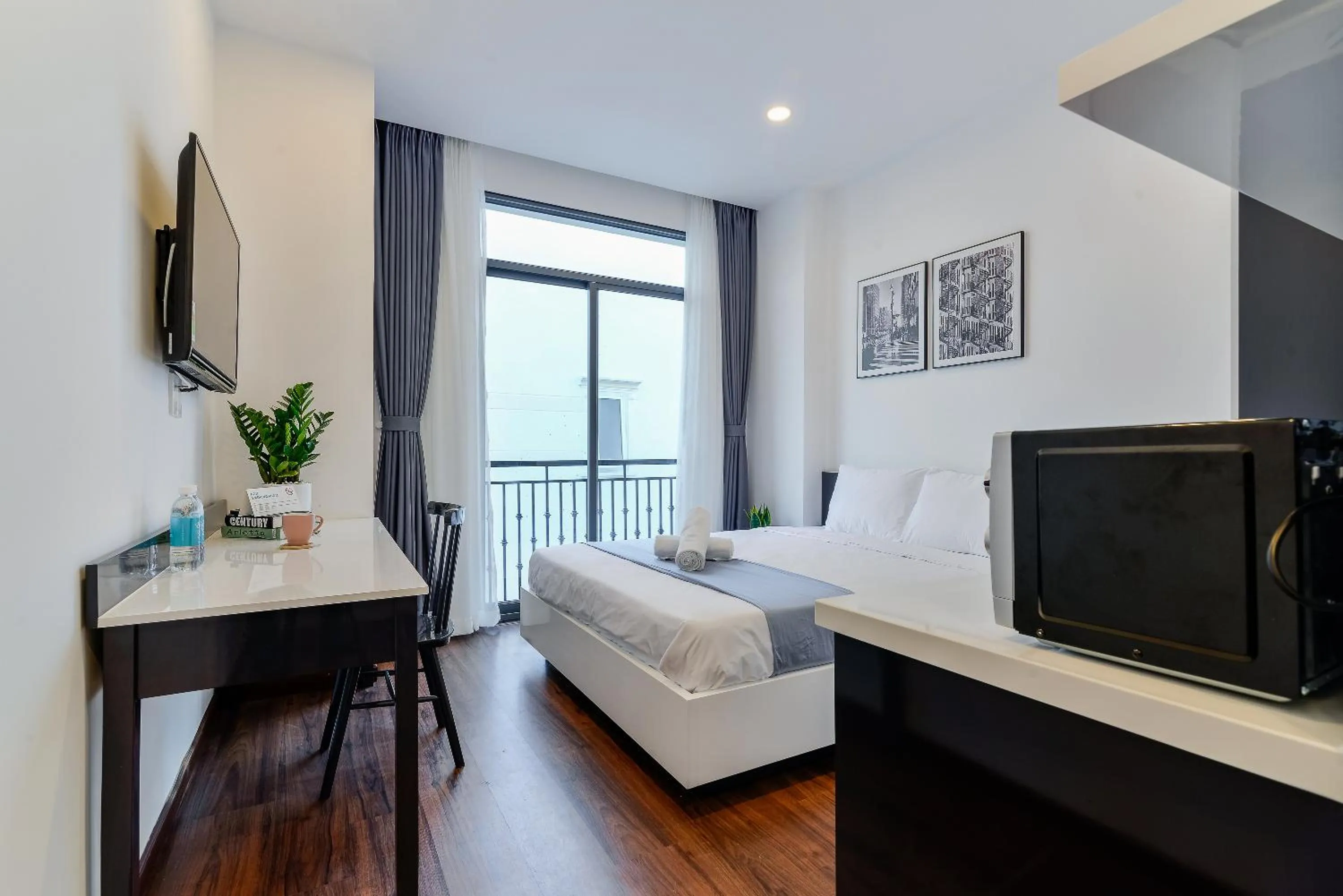 Bedroom, Bed in Cozrum Homes The Gallery Residence