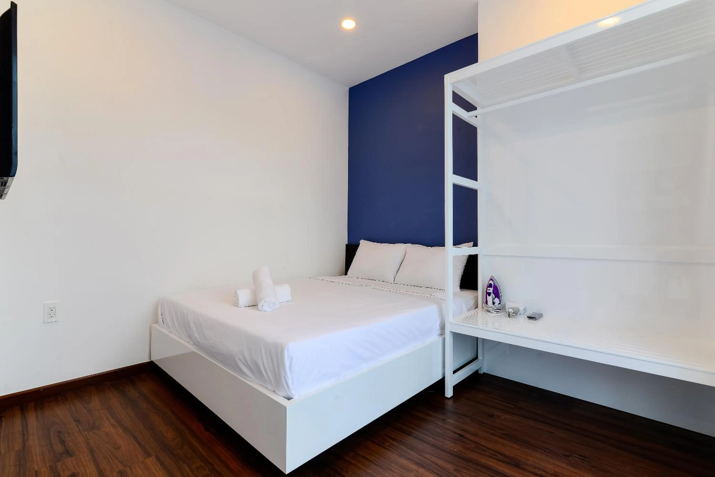 Bedroom, Bed in Cozrum Homes The Gallery Residence